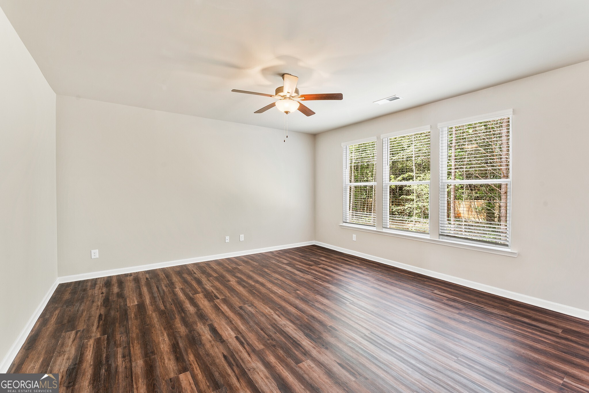 200 Ruby Robin Road Property Photo 7