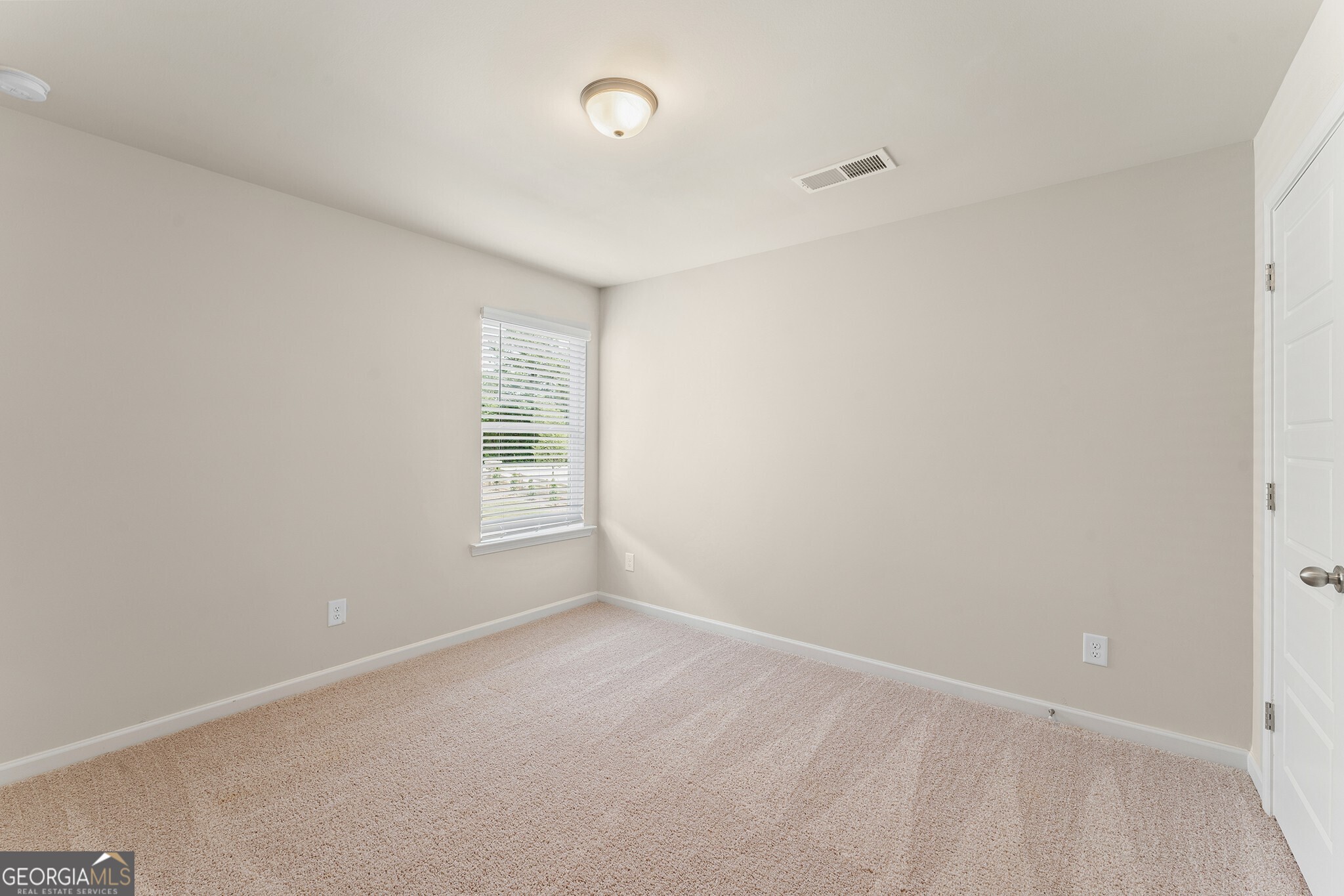 200 Ruby Robin Road Property Photo 10