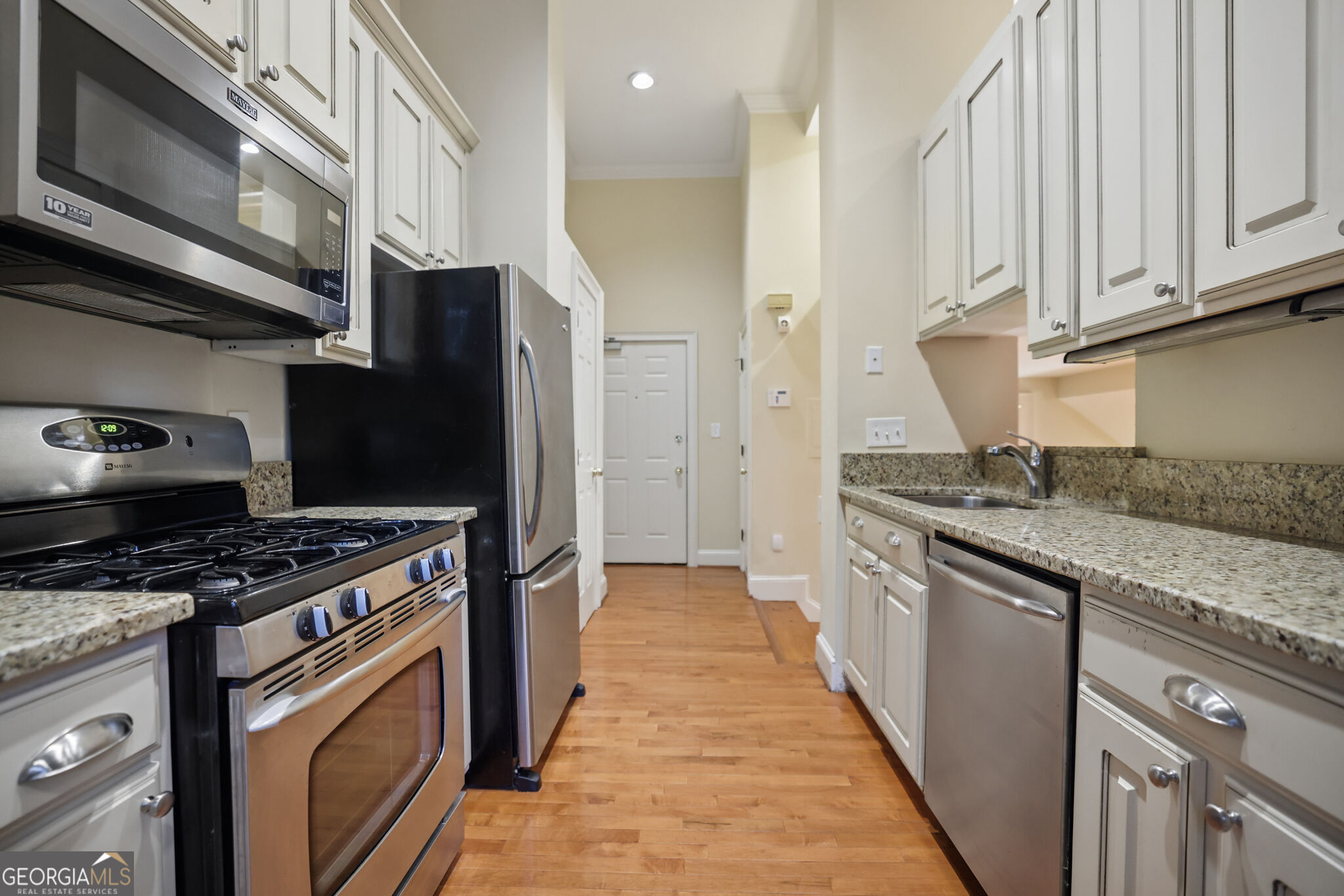 2840 Peachtree Road Ne # 108 Property Photo 9