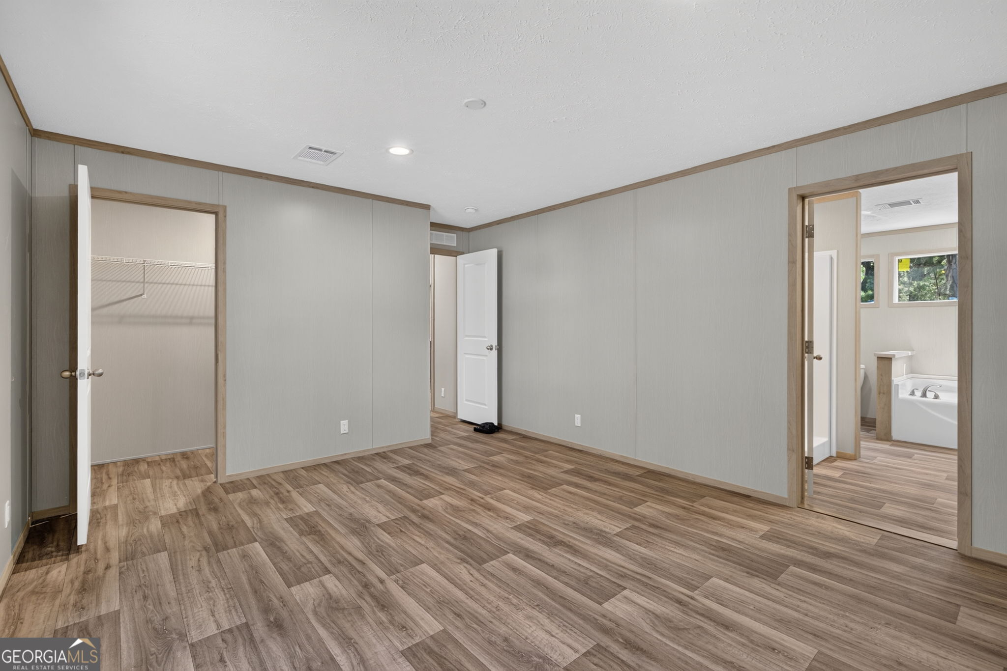 38 Jane Street Property Photo 25