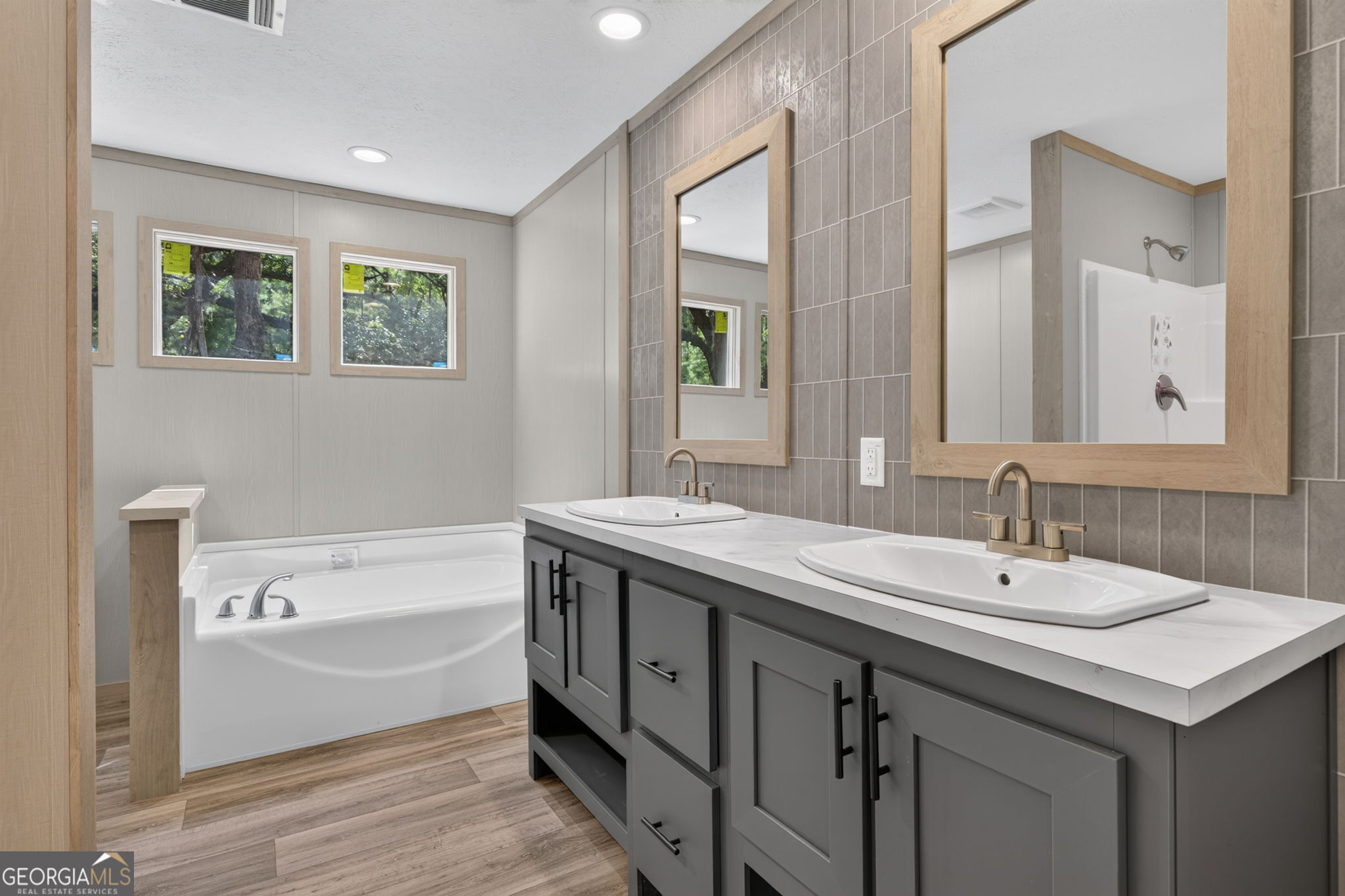 38 Jane Street Property Photo 28