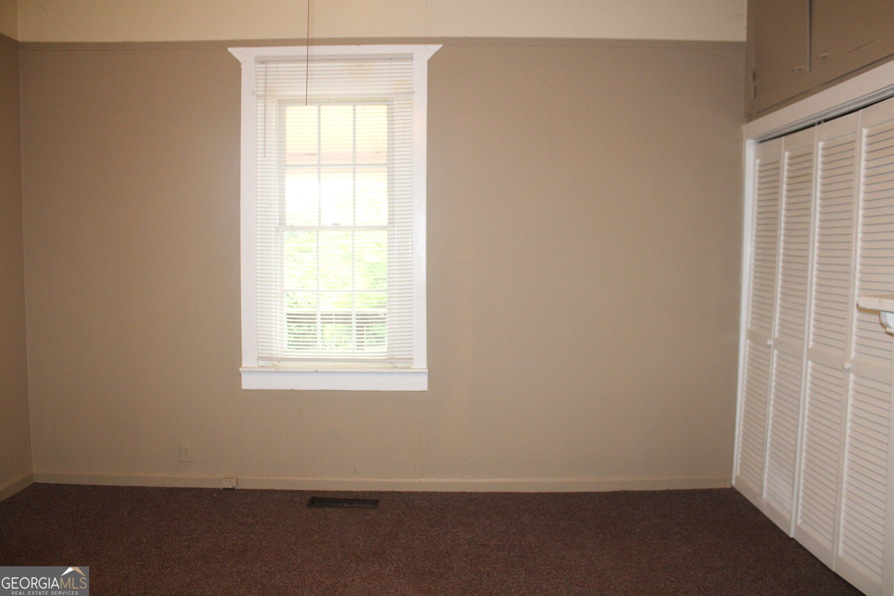906 Callaway Avenue Property Photo 11