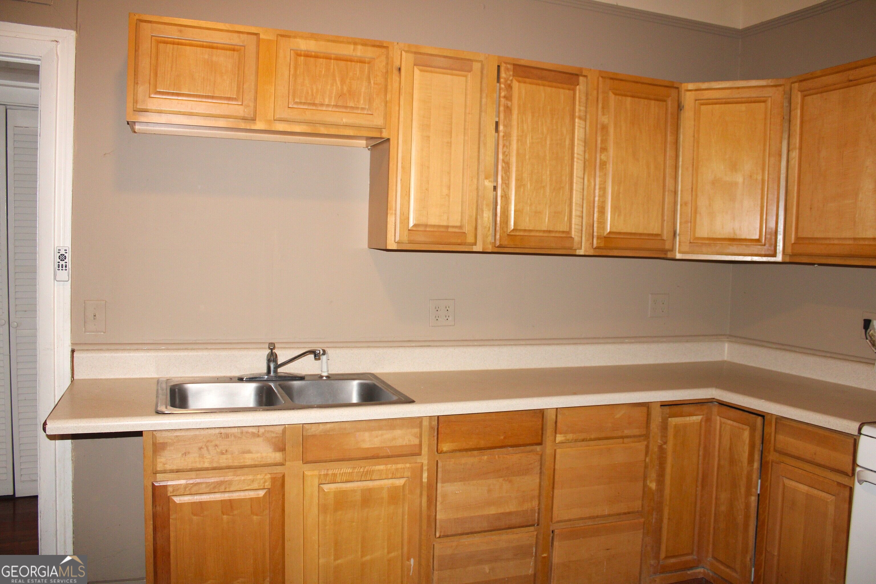 906 Callaway Avenue Property Photo 21