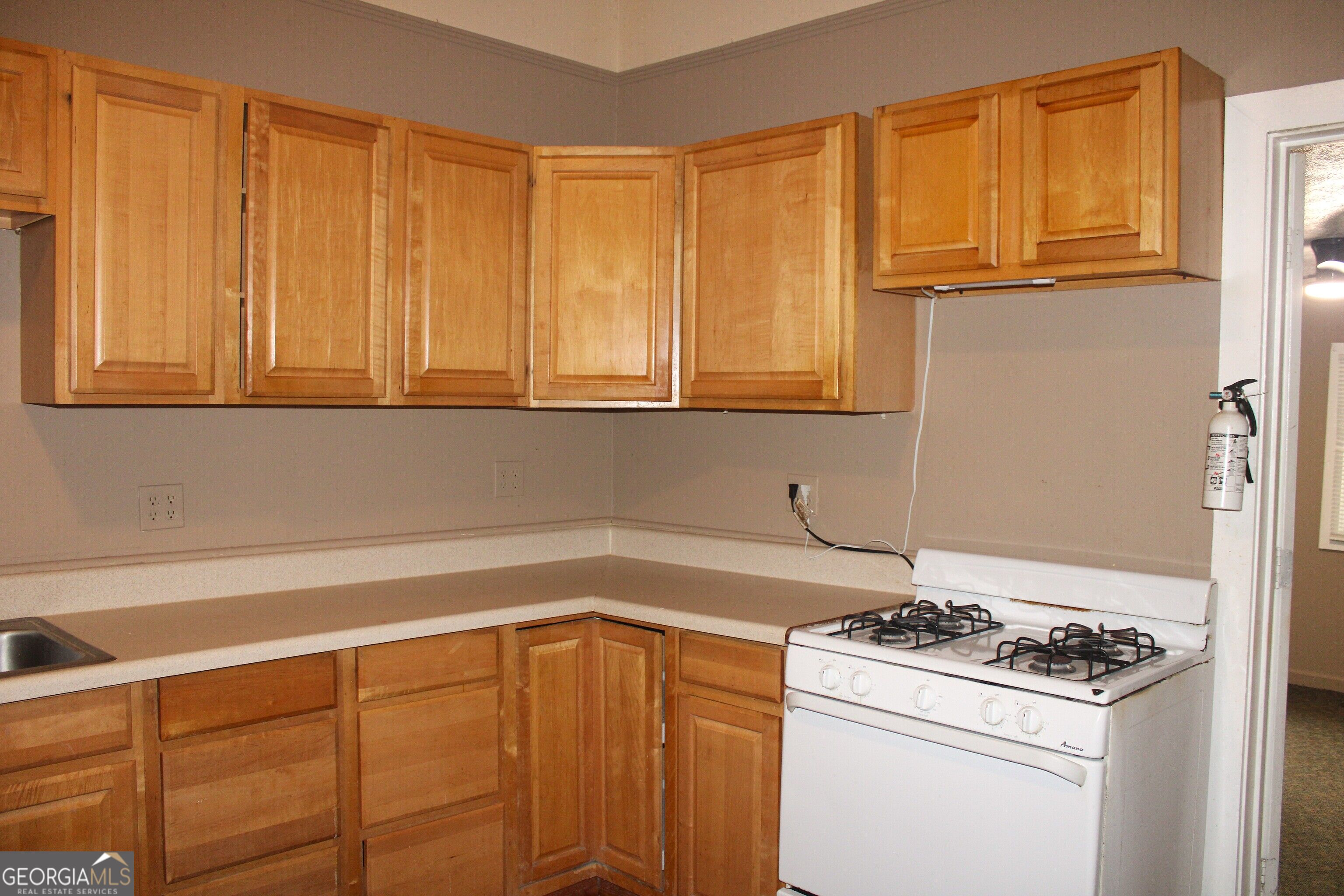 906 Callaway Avenue Property Photo 22