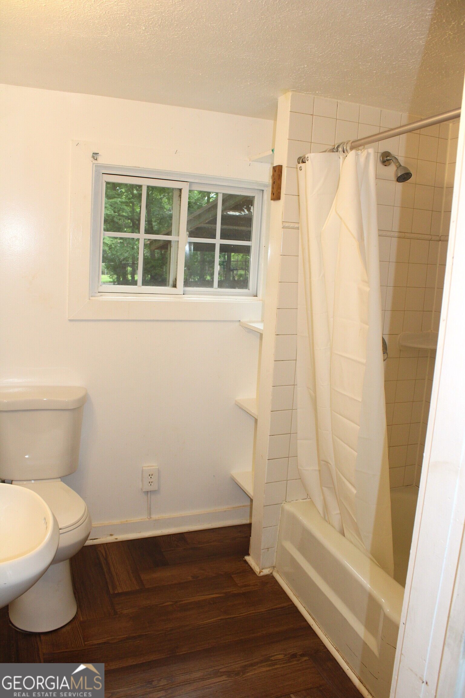 906 Callaway Avenue Property Photo 24