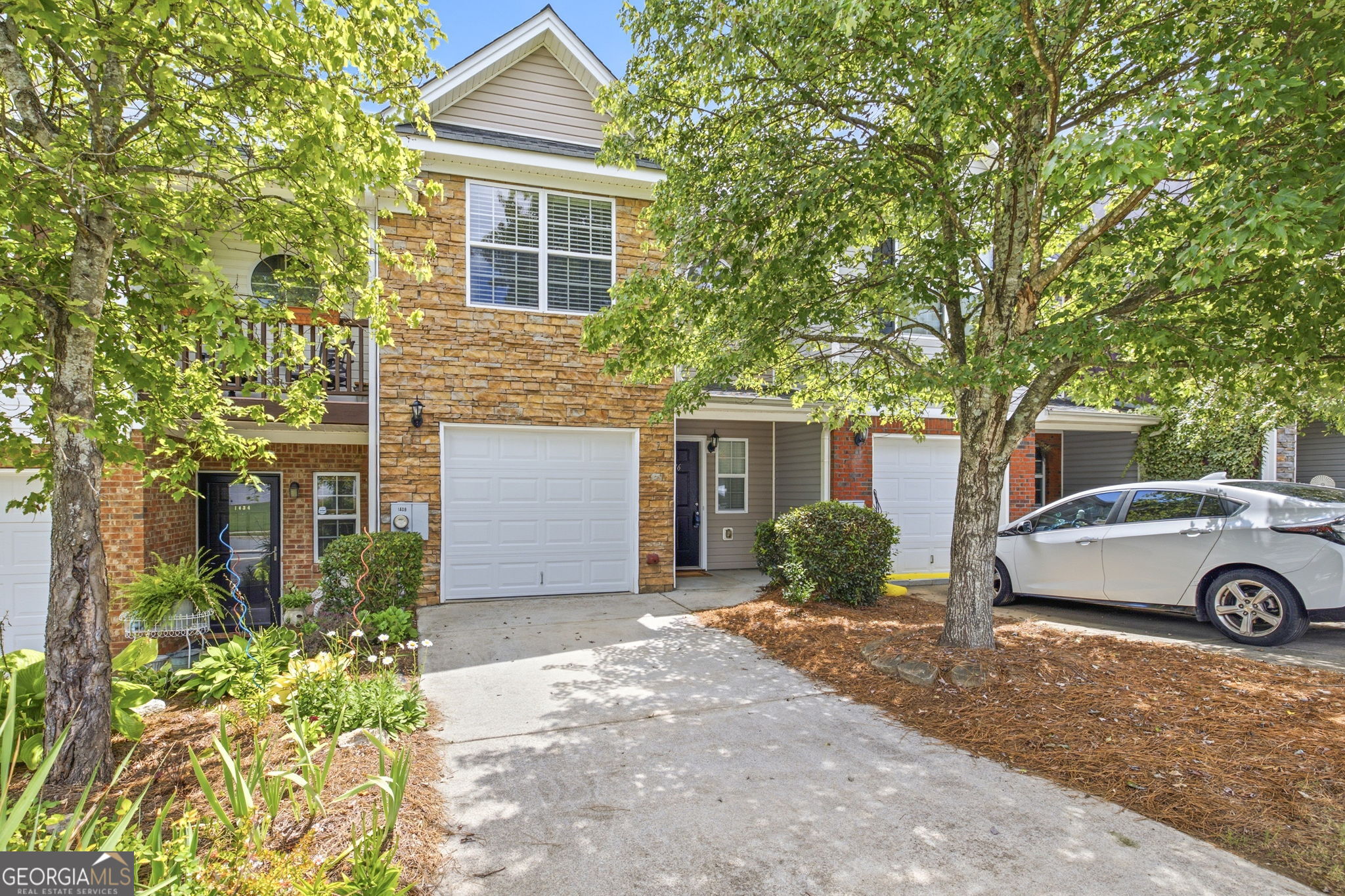1436 Box Circle Property Photo 1