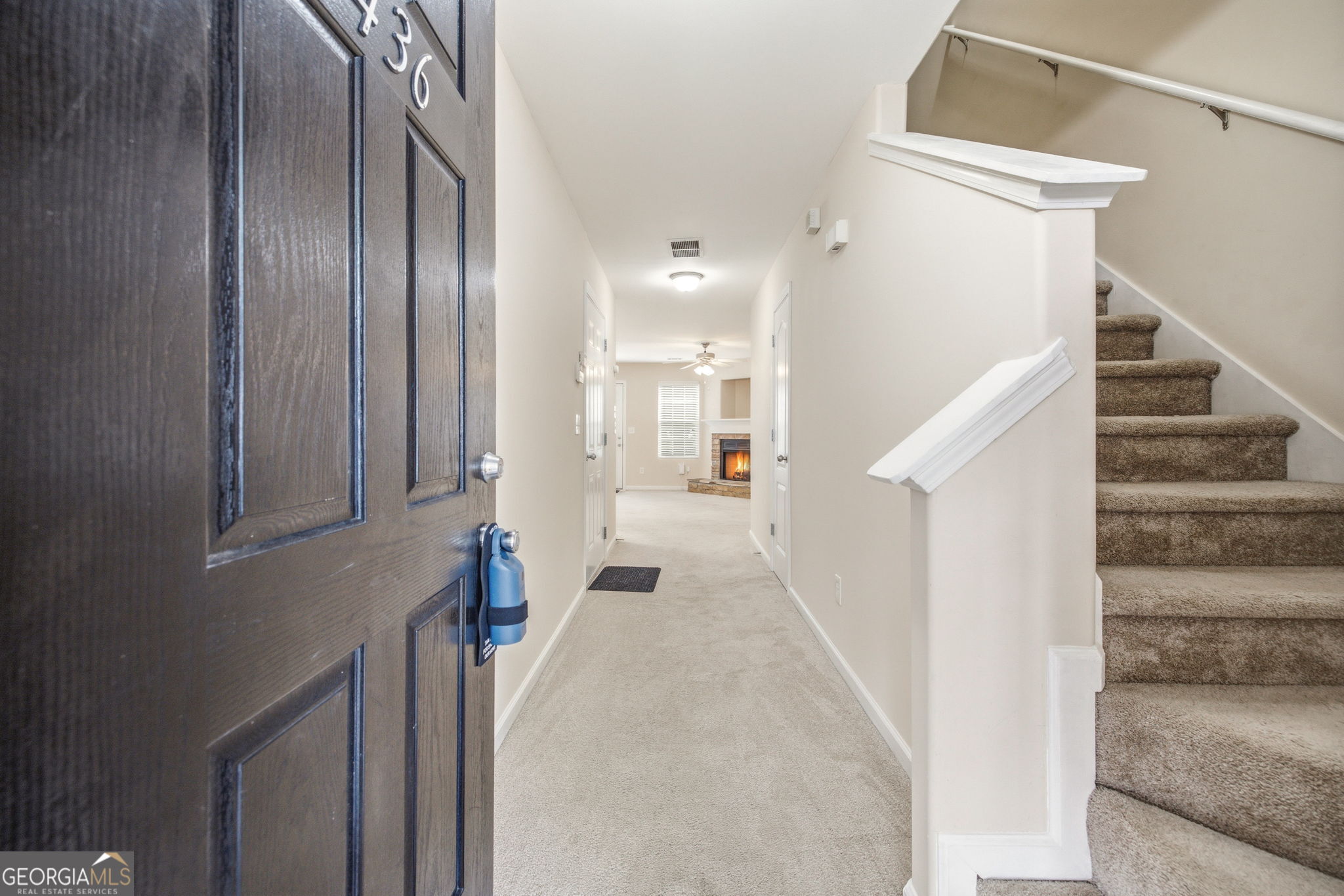 1436 Box Circle Property Photo 4