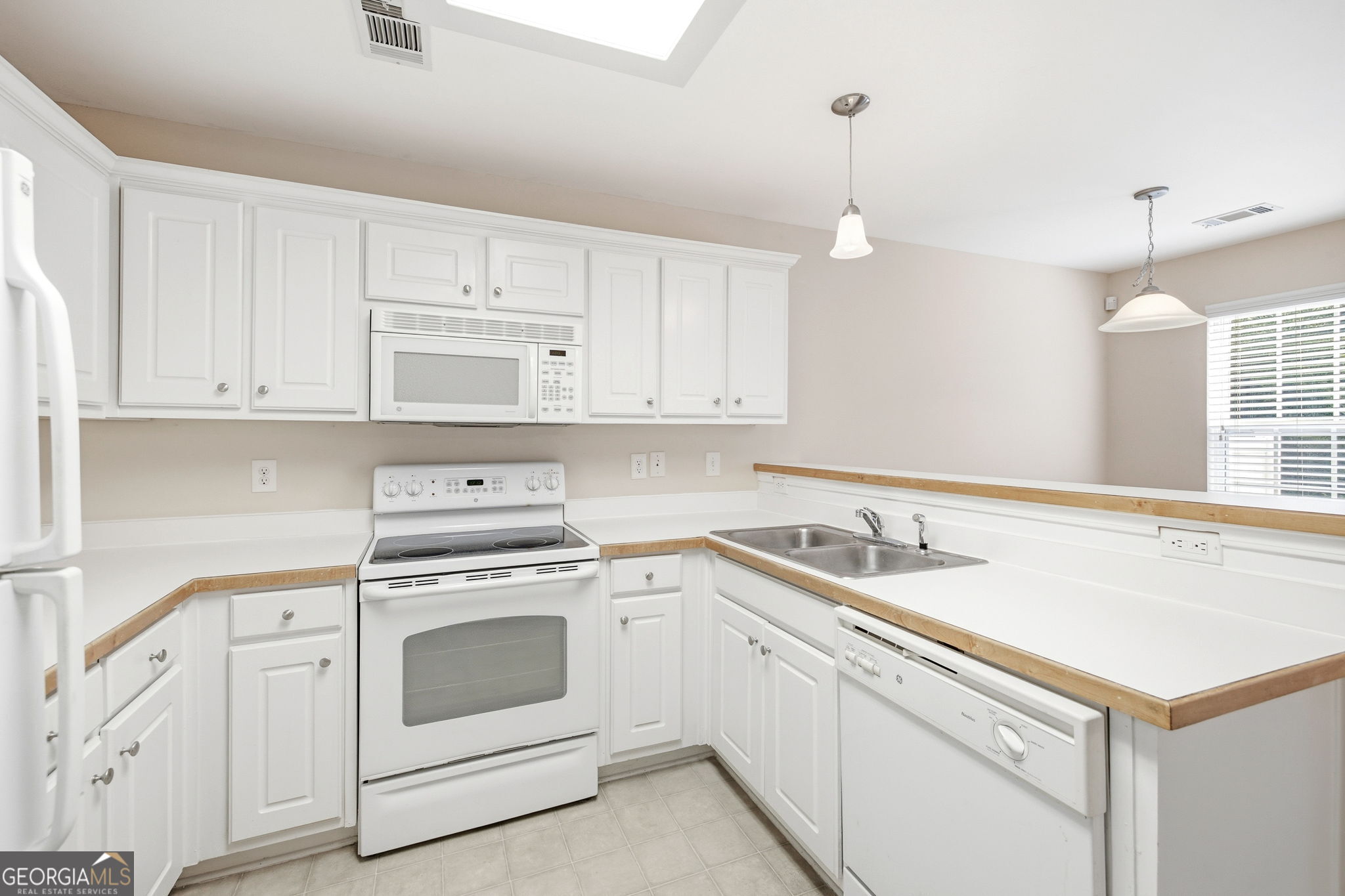 1436 Box Circle Property Photo 11