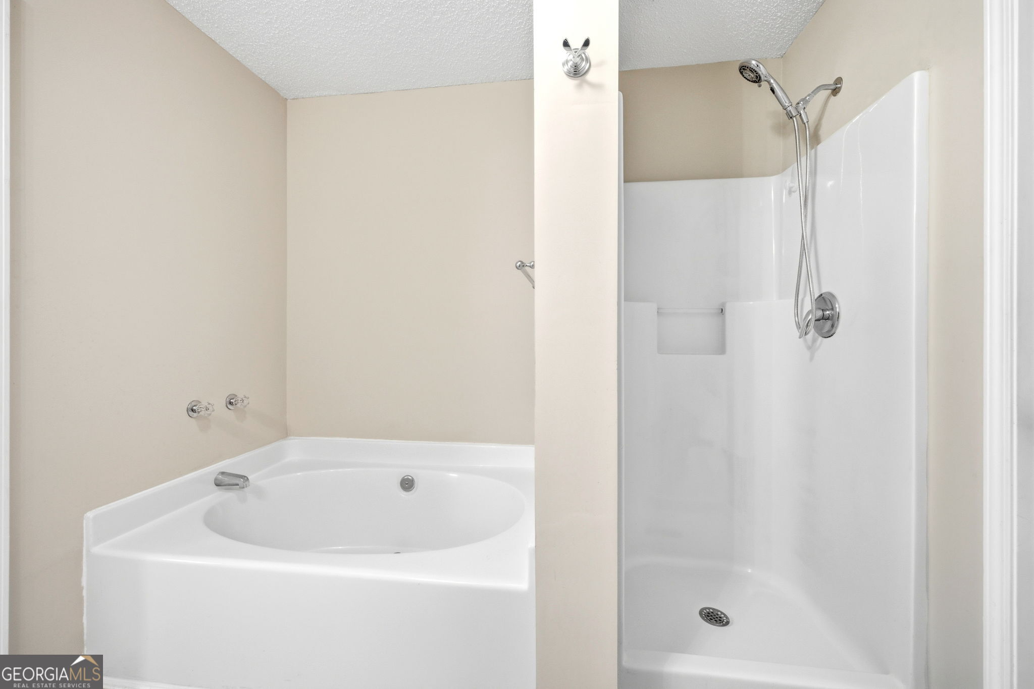 1436 Box Circle Property Photo 17