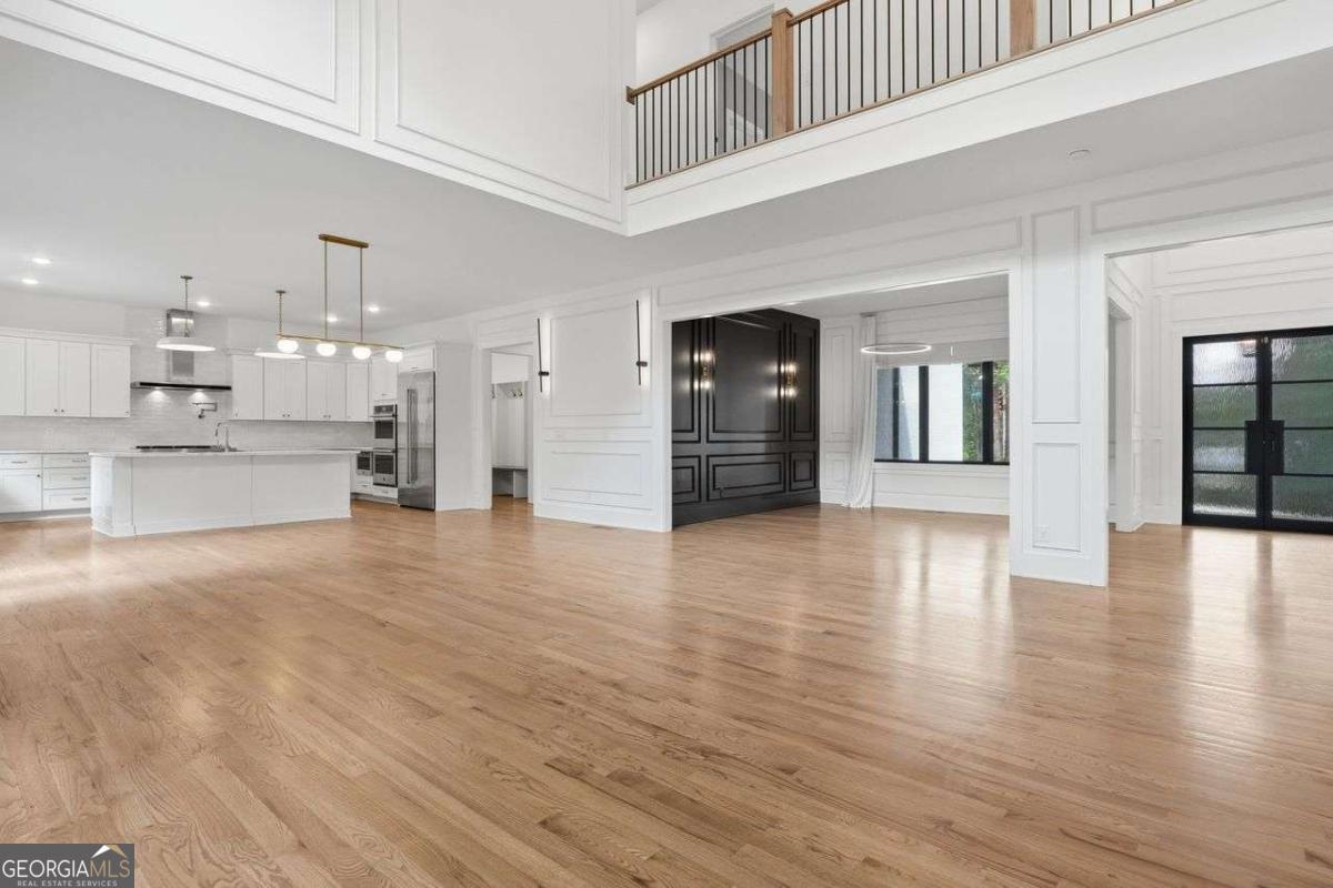 1200 Moores Mill Road Nw Property Photo 1