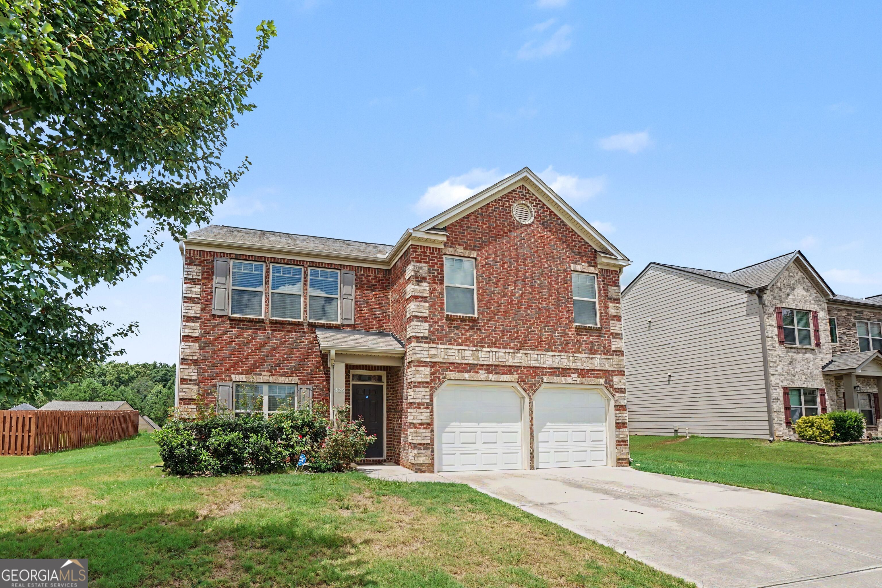 325 Horizon Trace Property Photo 2
