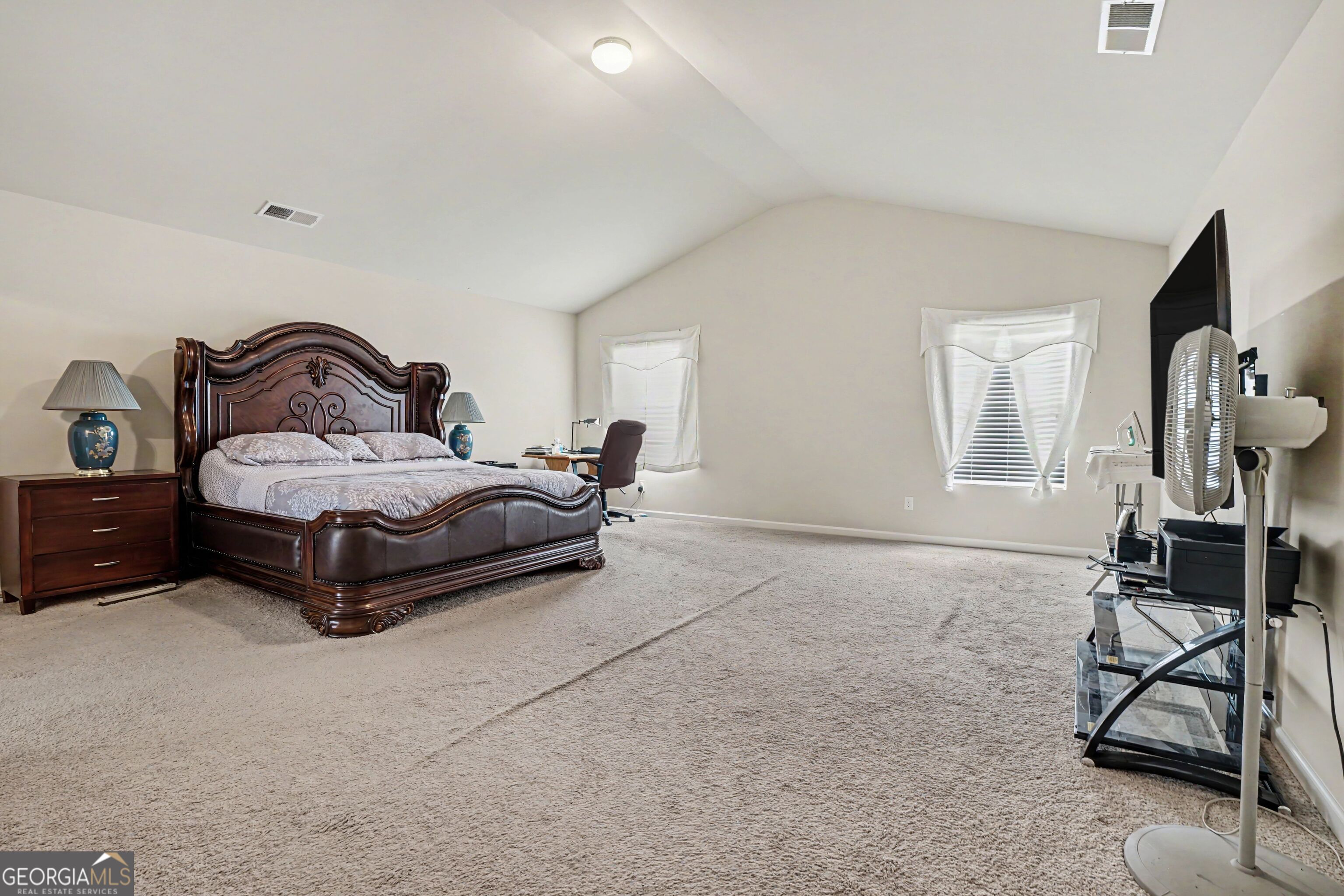 325 Horizon Trace Property Photo 6