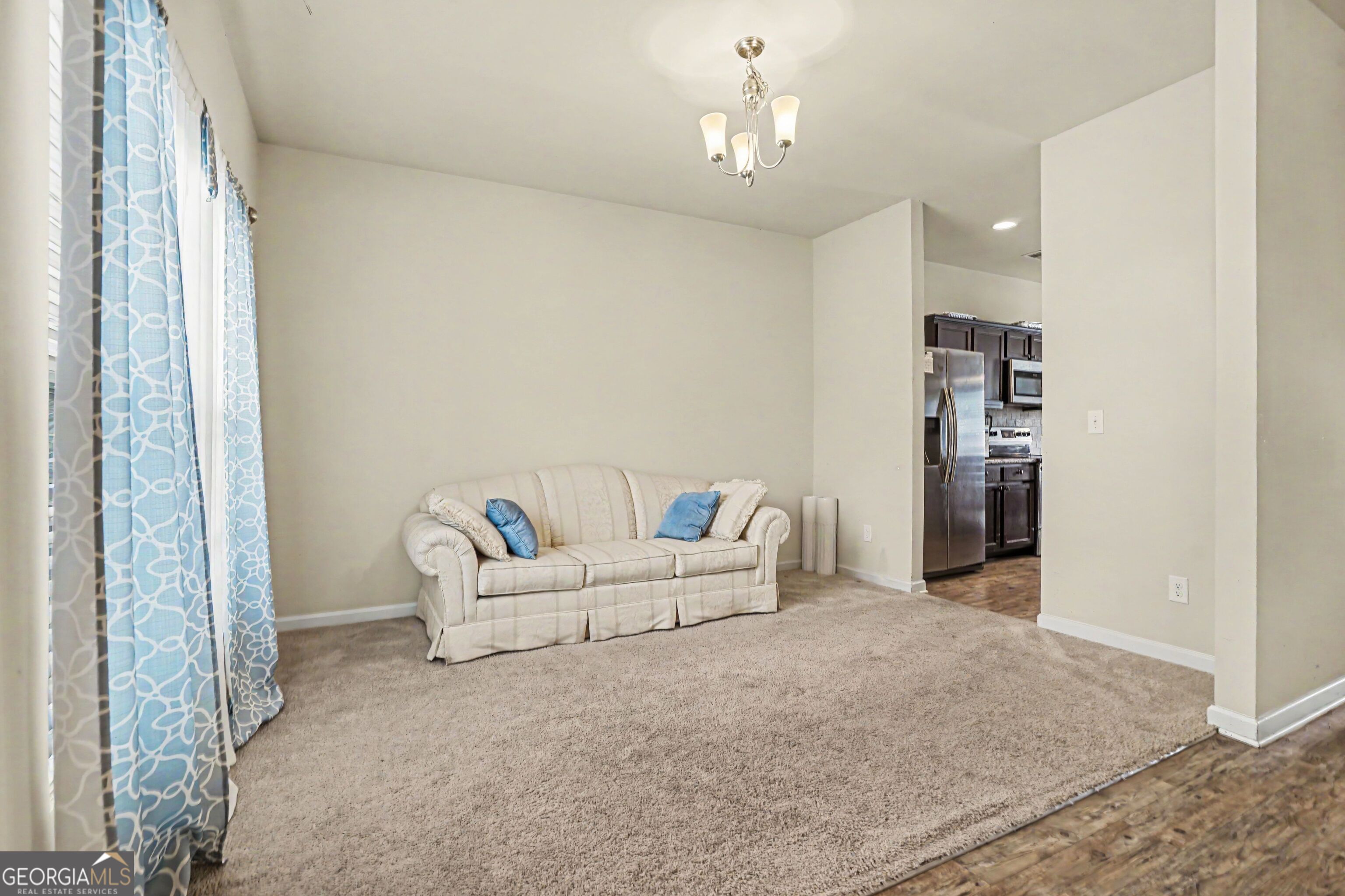 325 Horizon Trace Property Photo 10