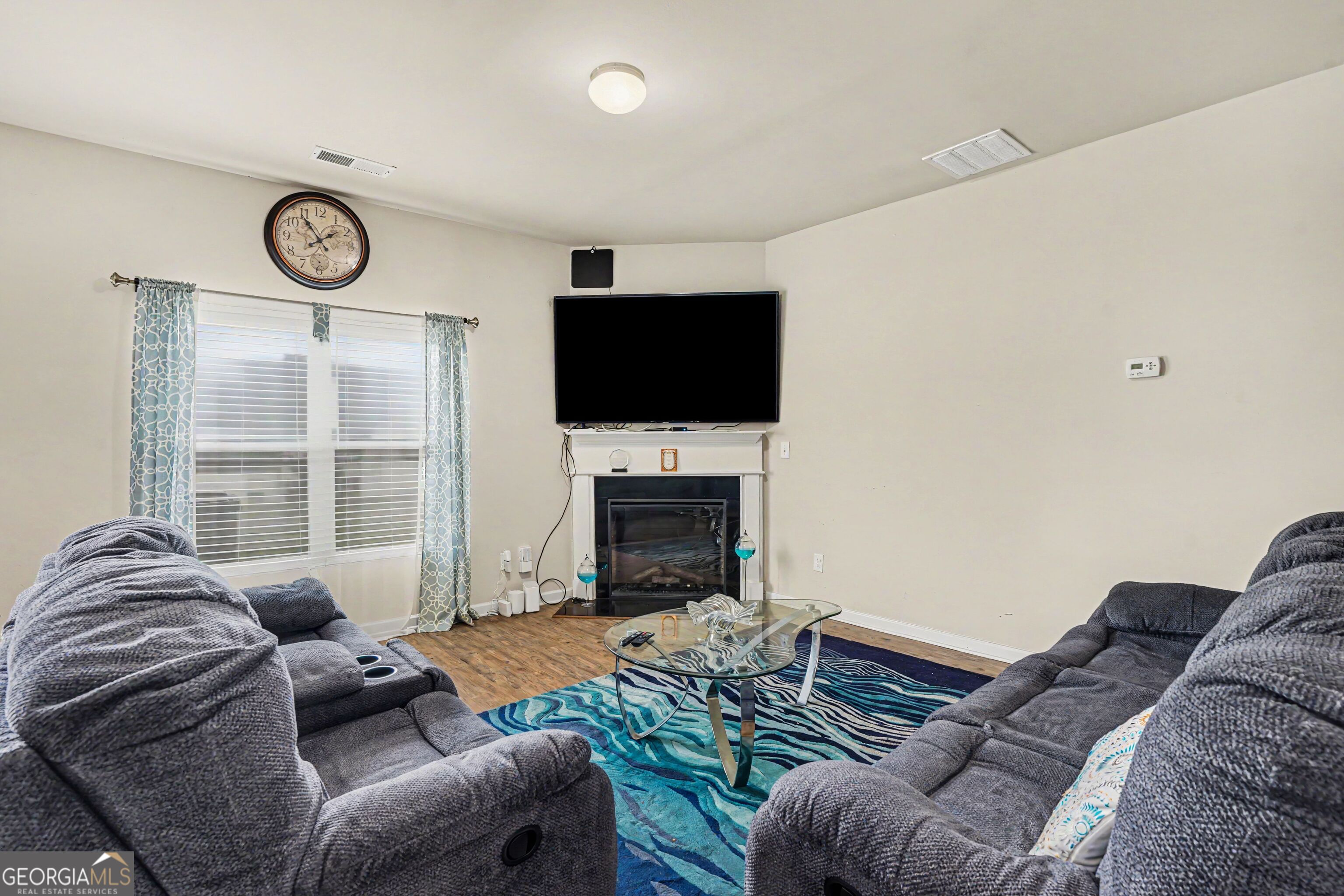 325 Horizon Trace Property Photo 12