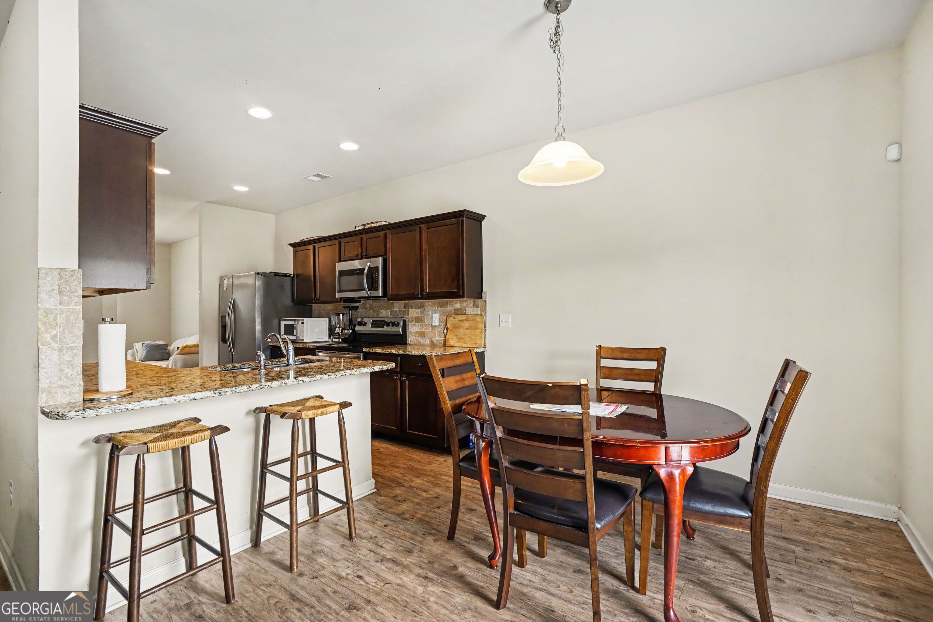 325 Horizon Trace Property Photo 13