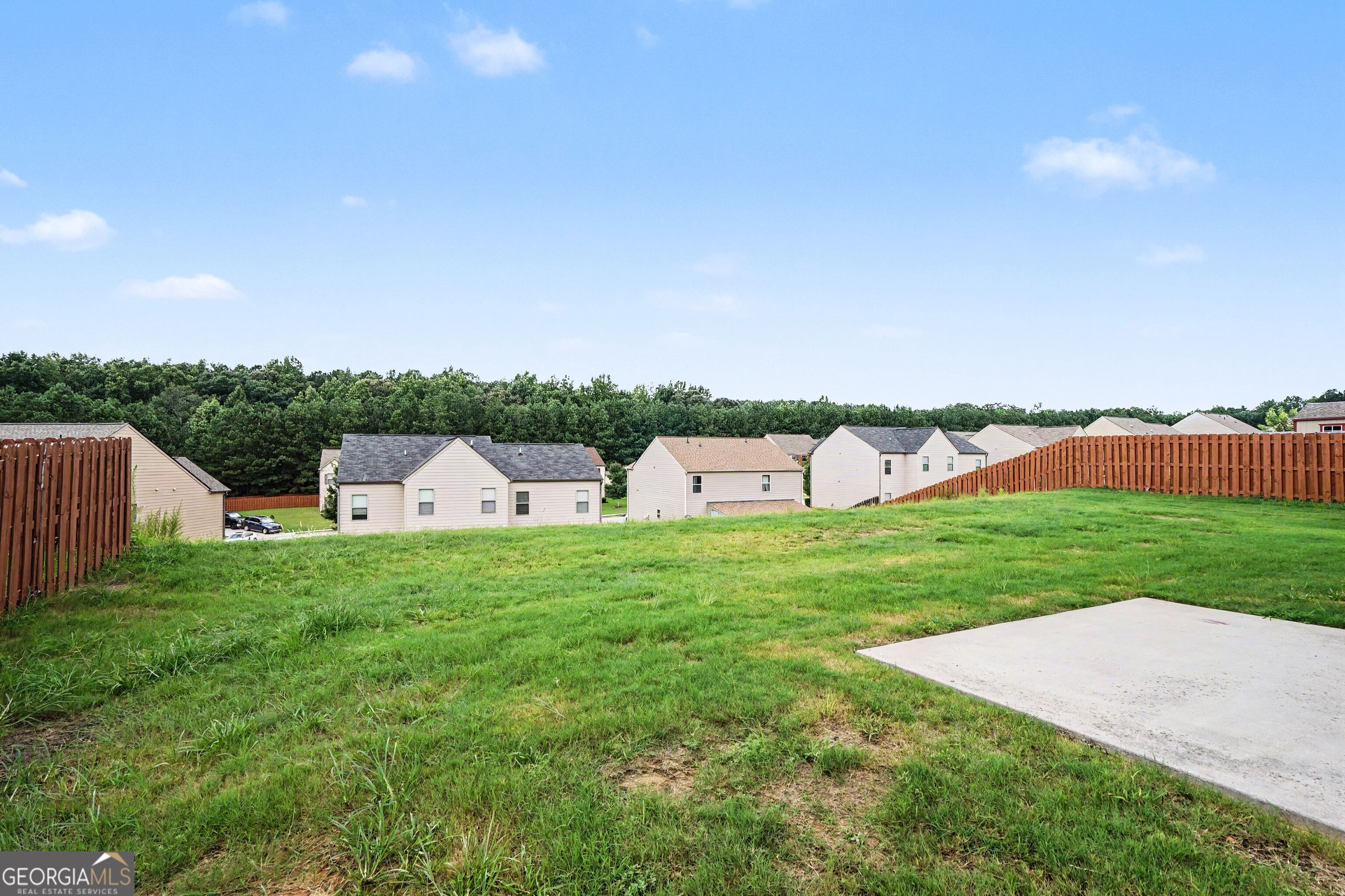 325 Horizon Trace Property Photo 29