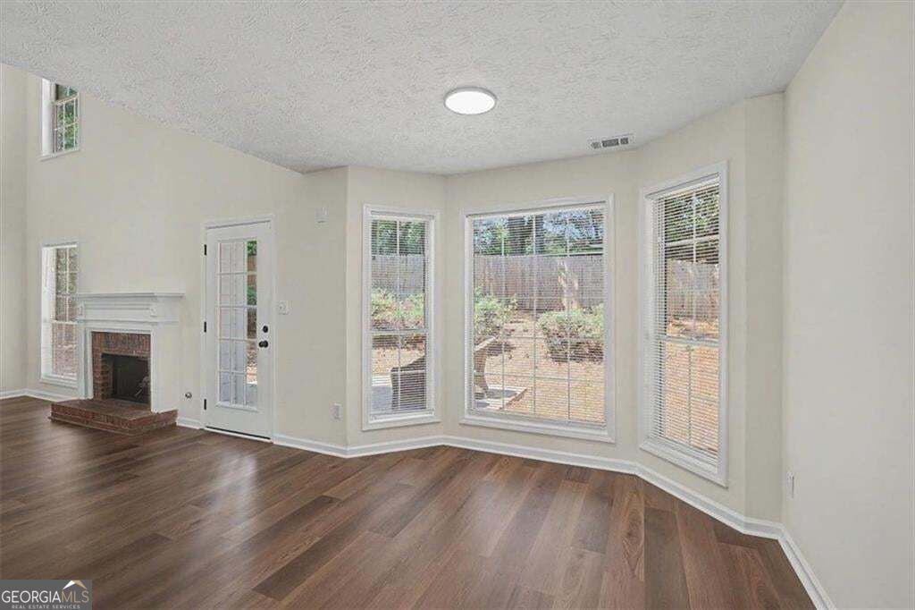 3709 Auldyn Drive Property Photo 11