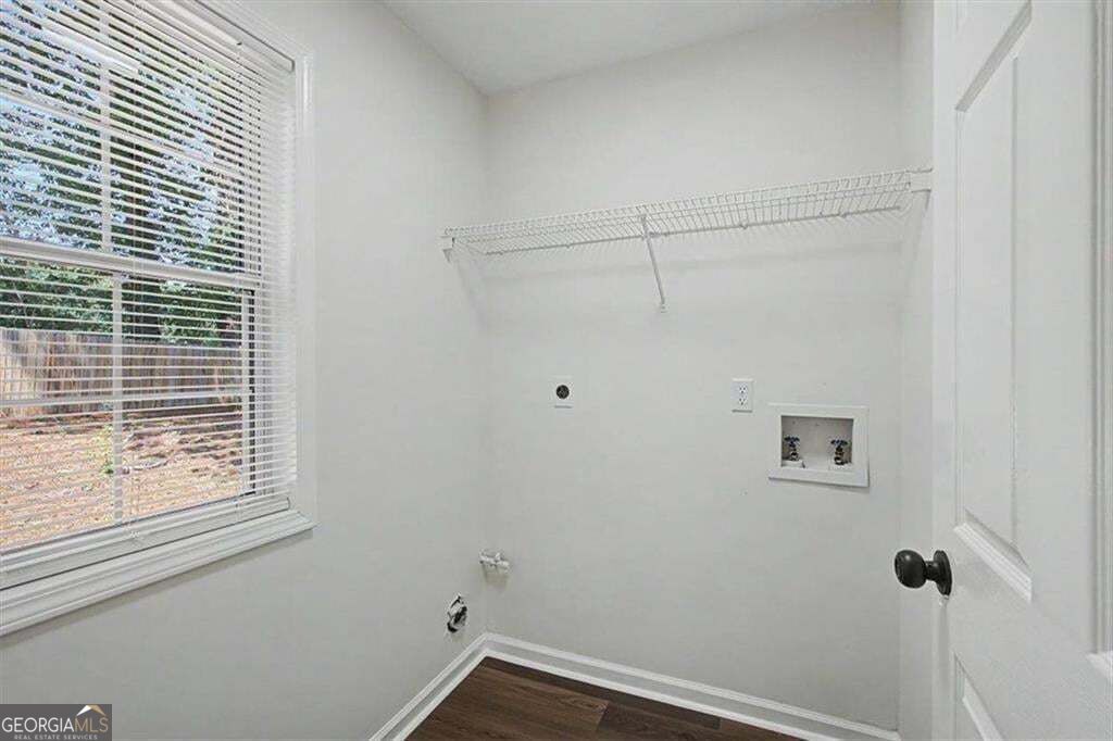 3709 Auldyn Drive Property Photo 13