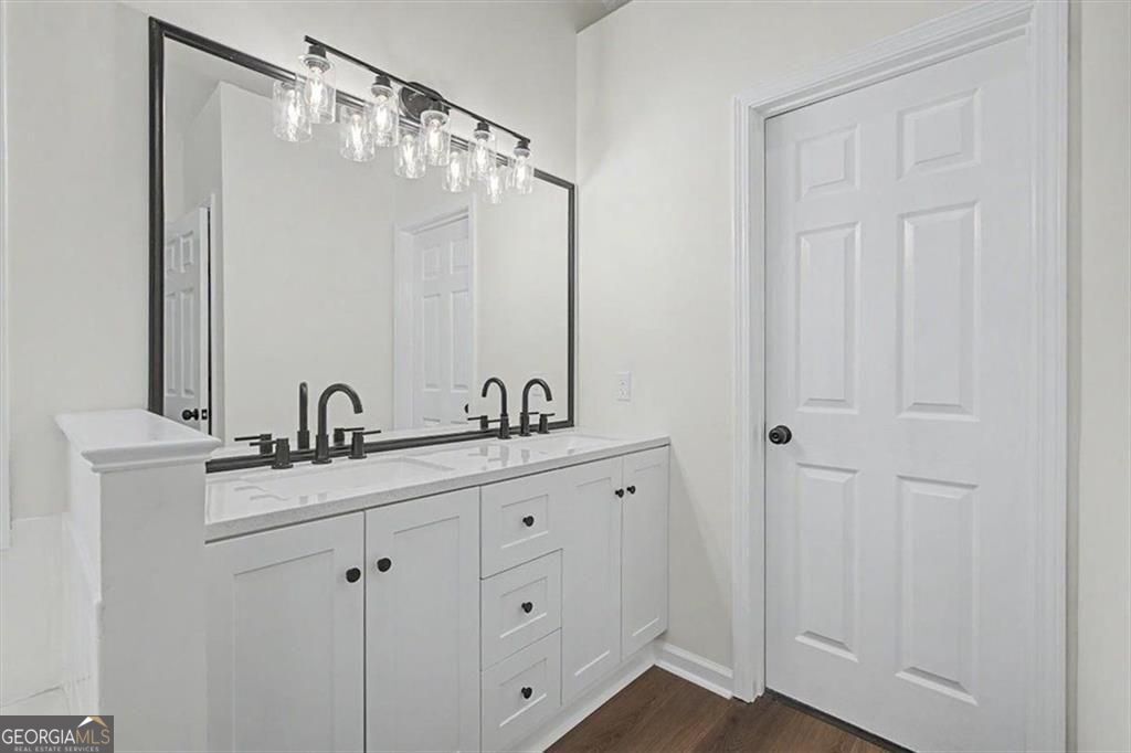 3709 Auldyn Drive Property Photo 32