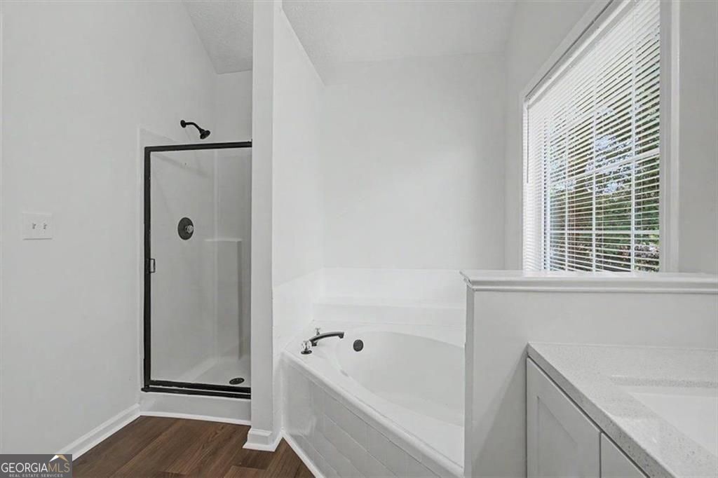 3709 Auldyn Drive Property Photo 33