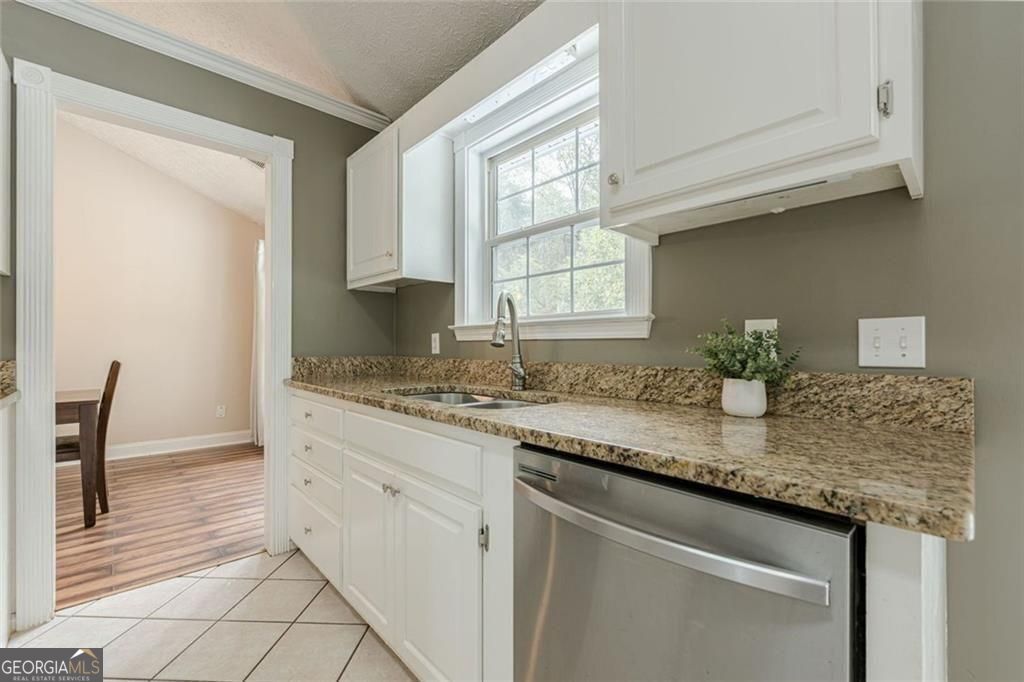391 Pinewood Place Property Photo 11