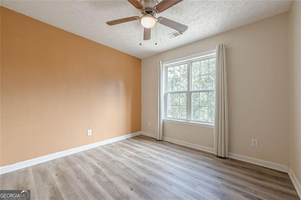 391 Pinewood Place Property Photo 23