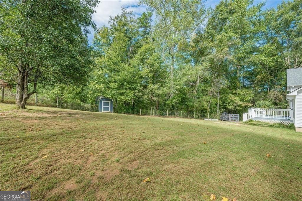 391 Pinewood Place Property Photo 32