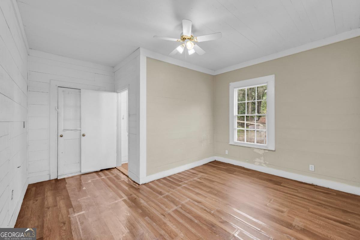 5270 Gainesville Street Property Photo 13