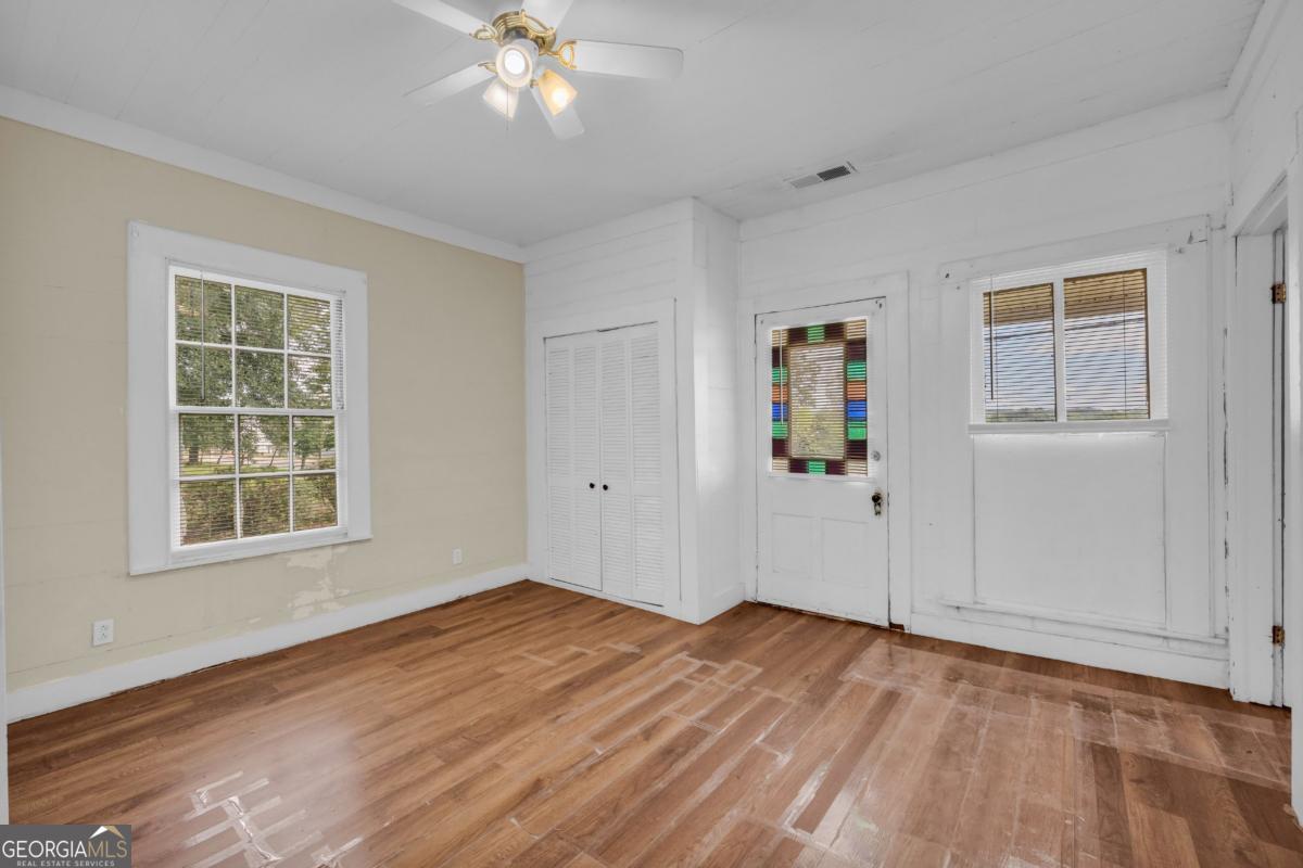 5270 Gainesville Street Property Photo 16