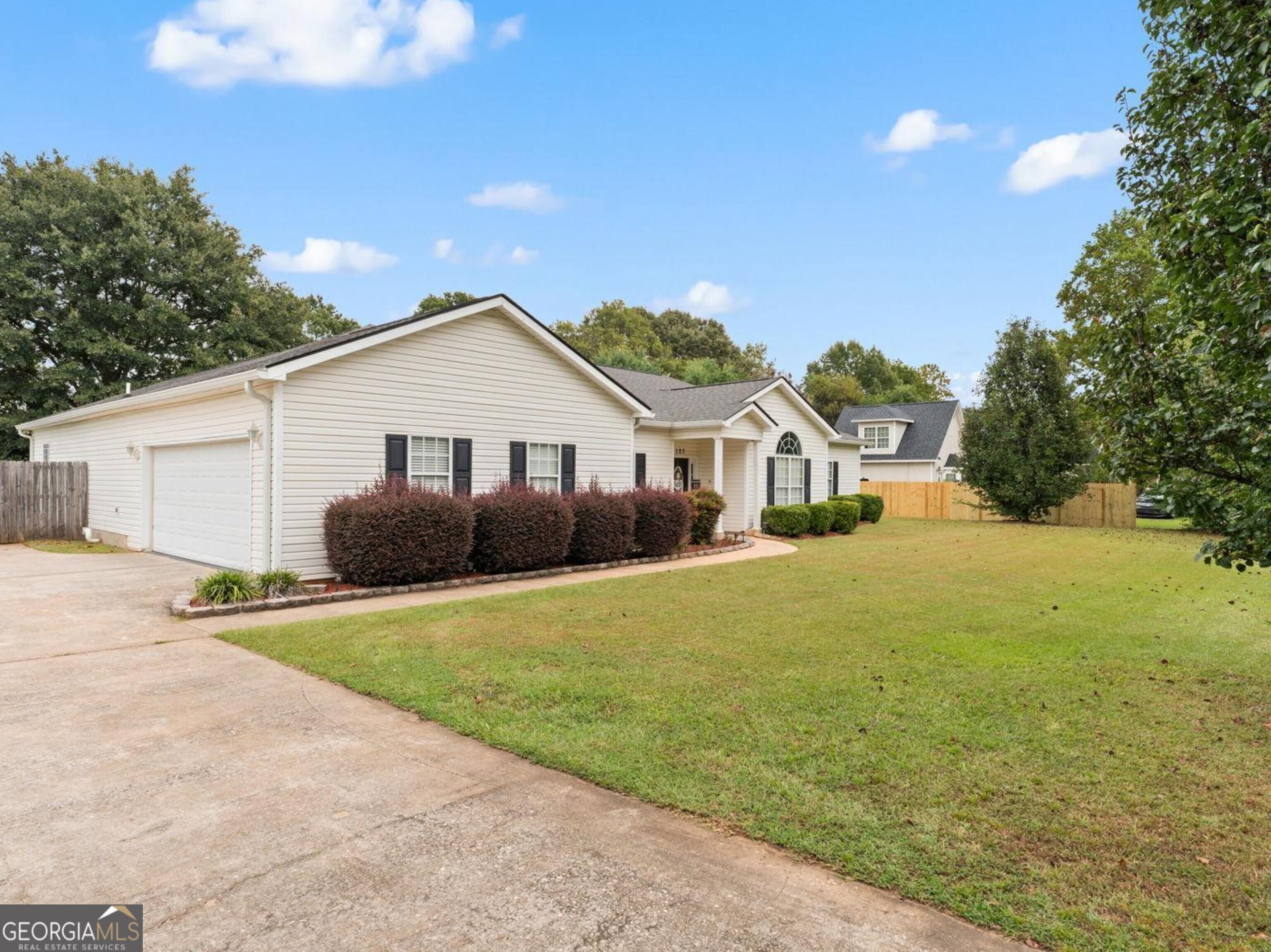127 Feagin Mill Road Property Photo 3