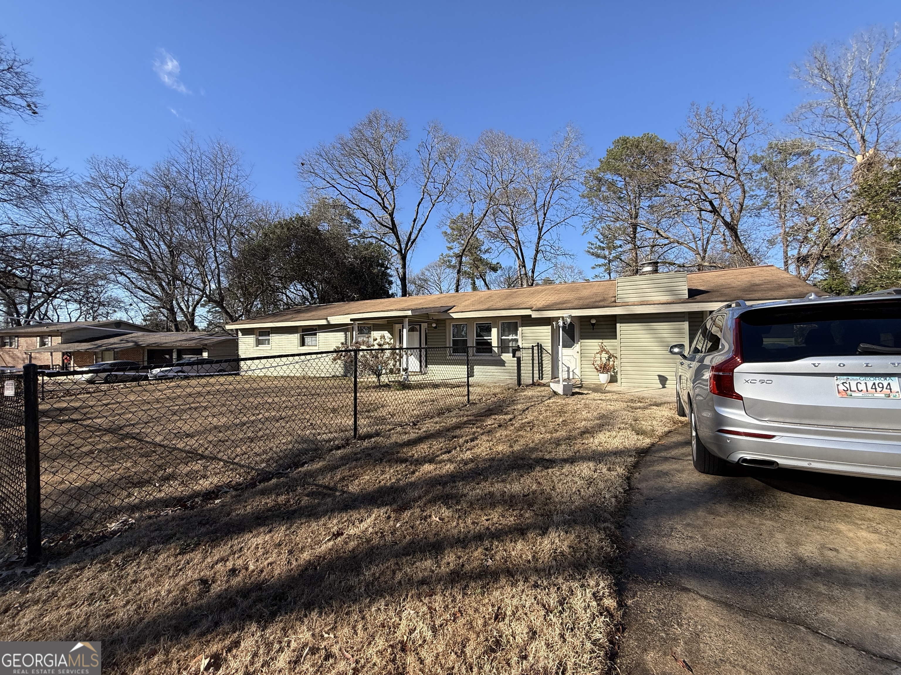 102 Hemlock Street Property Photo 1