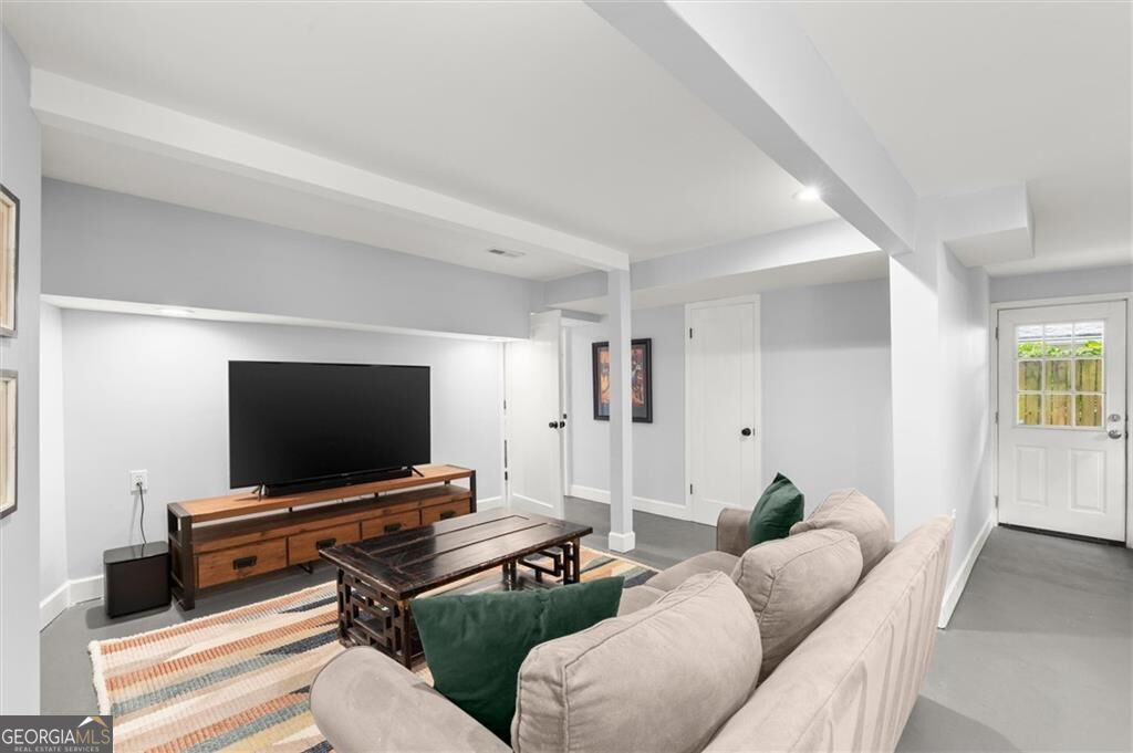 1077 Vista Trail Ne Property Photo 18