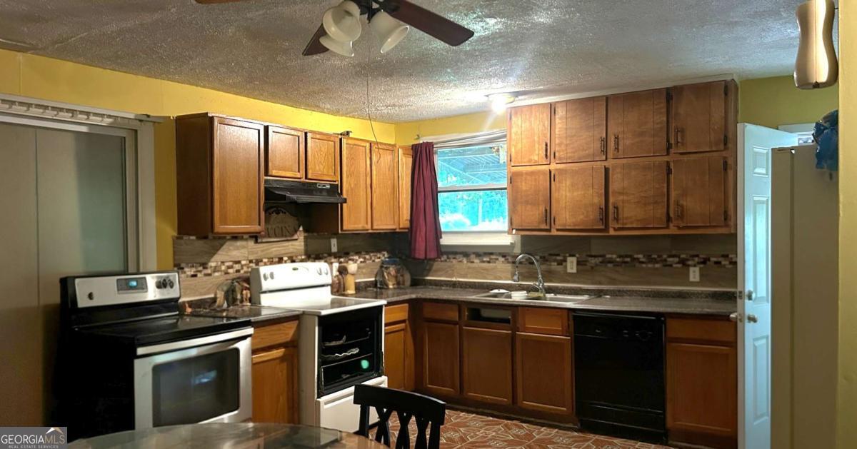 5405 Lee Circle Property Photo 12