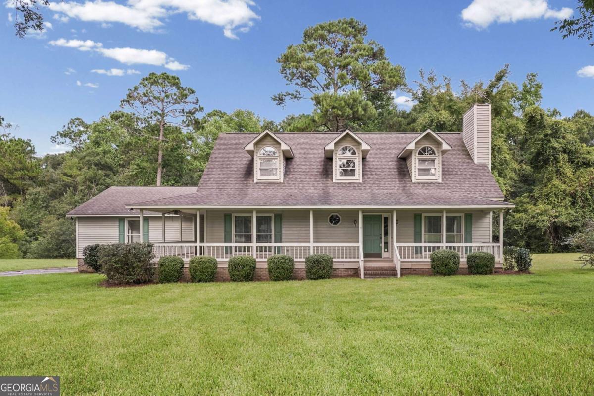 143 Redwood Road Property Photo 1