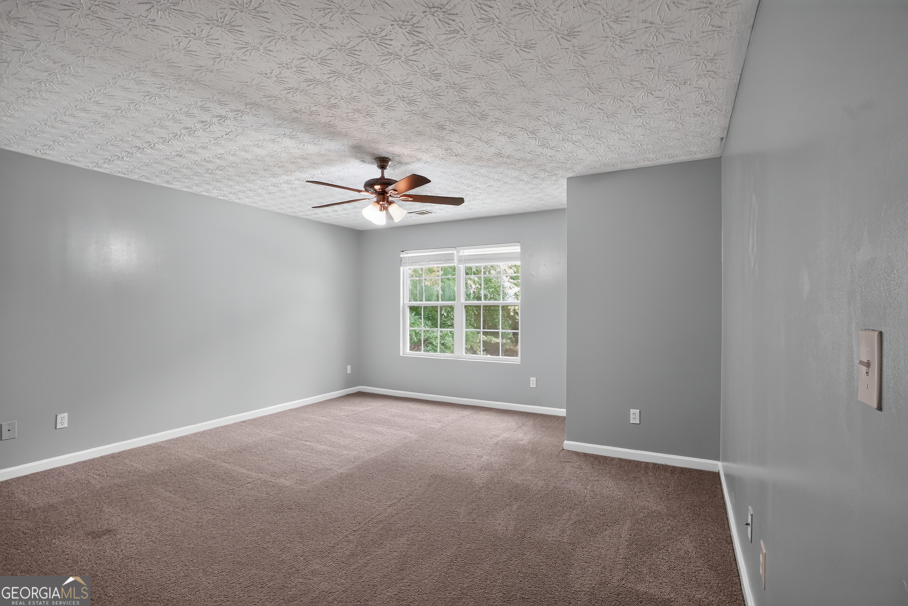 5499 Sigman Street Property Photo 23