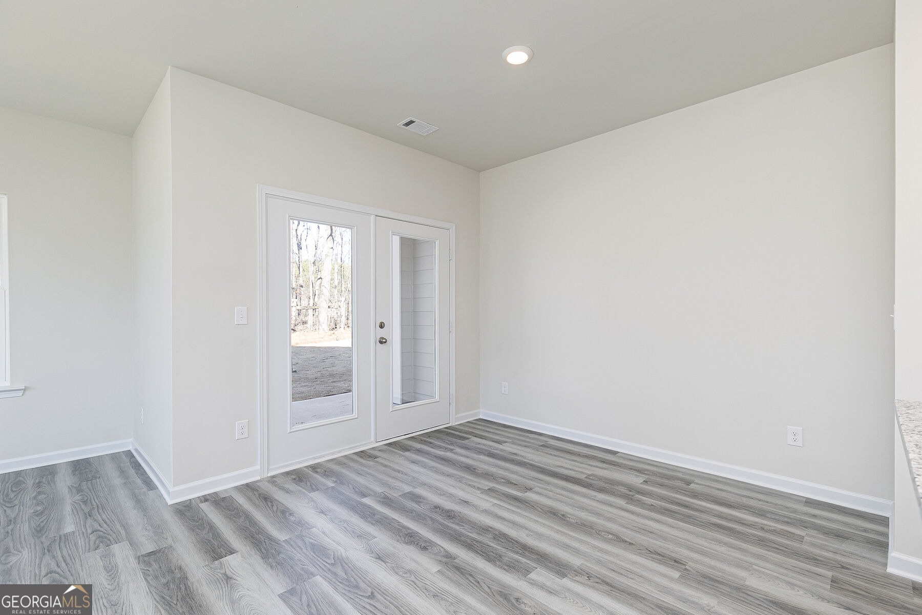 200 Rooker Drive Property Photo 6