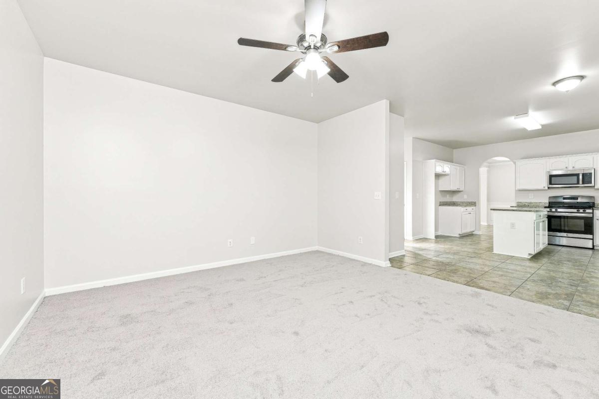 4514 Sequoia Park Trail Property Photo 6