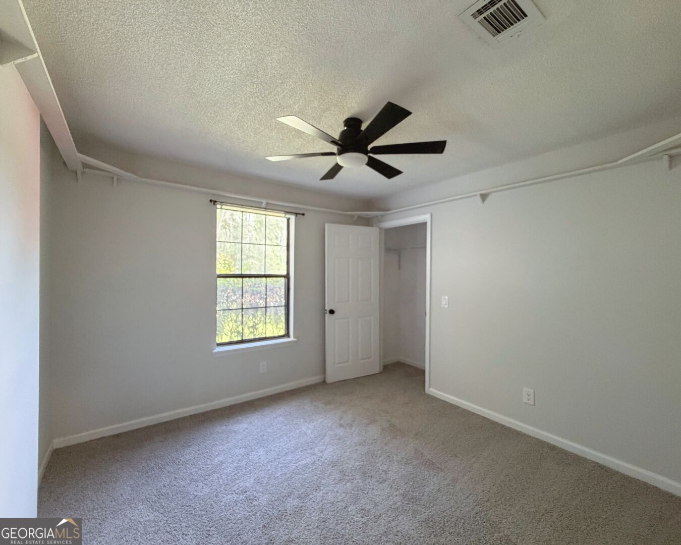 118 Crestwood Court Property Photo 11