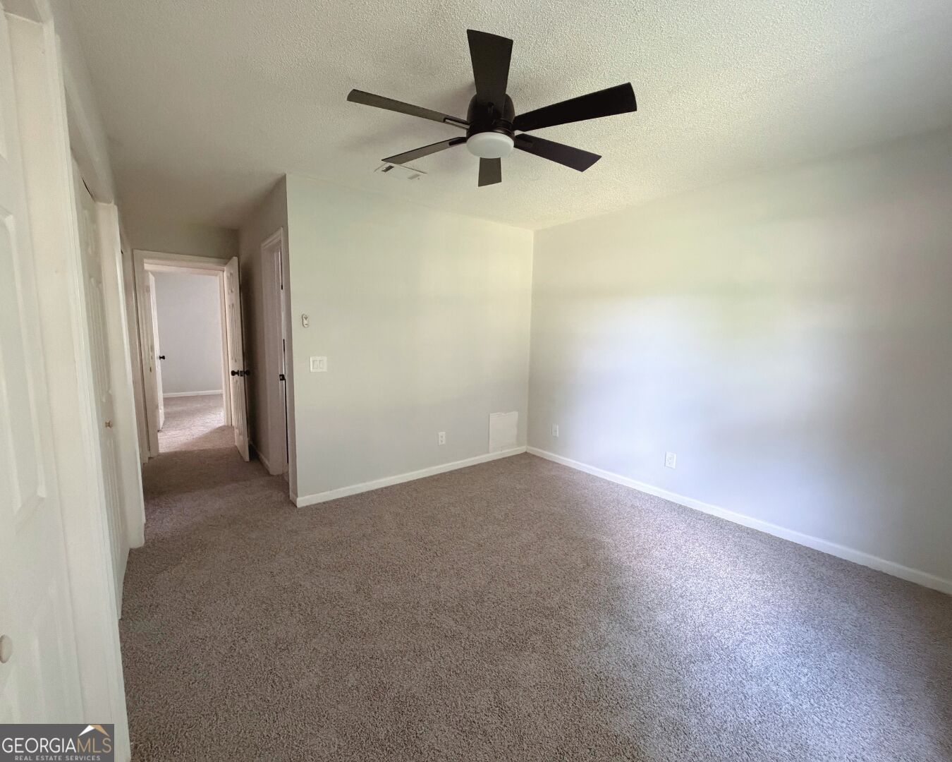 118 Crestwood Court Property Photo 18