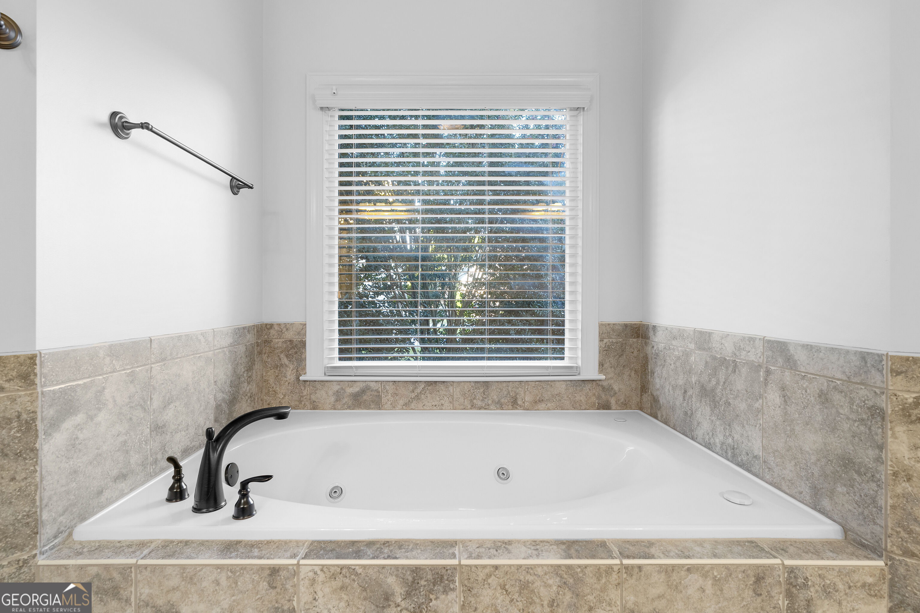 210 Misty Grove Drive Property Photo 27
