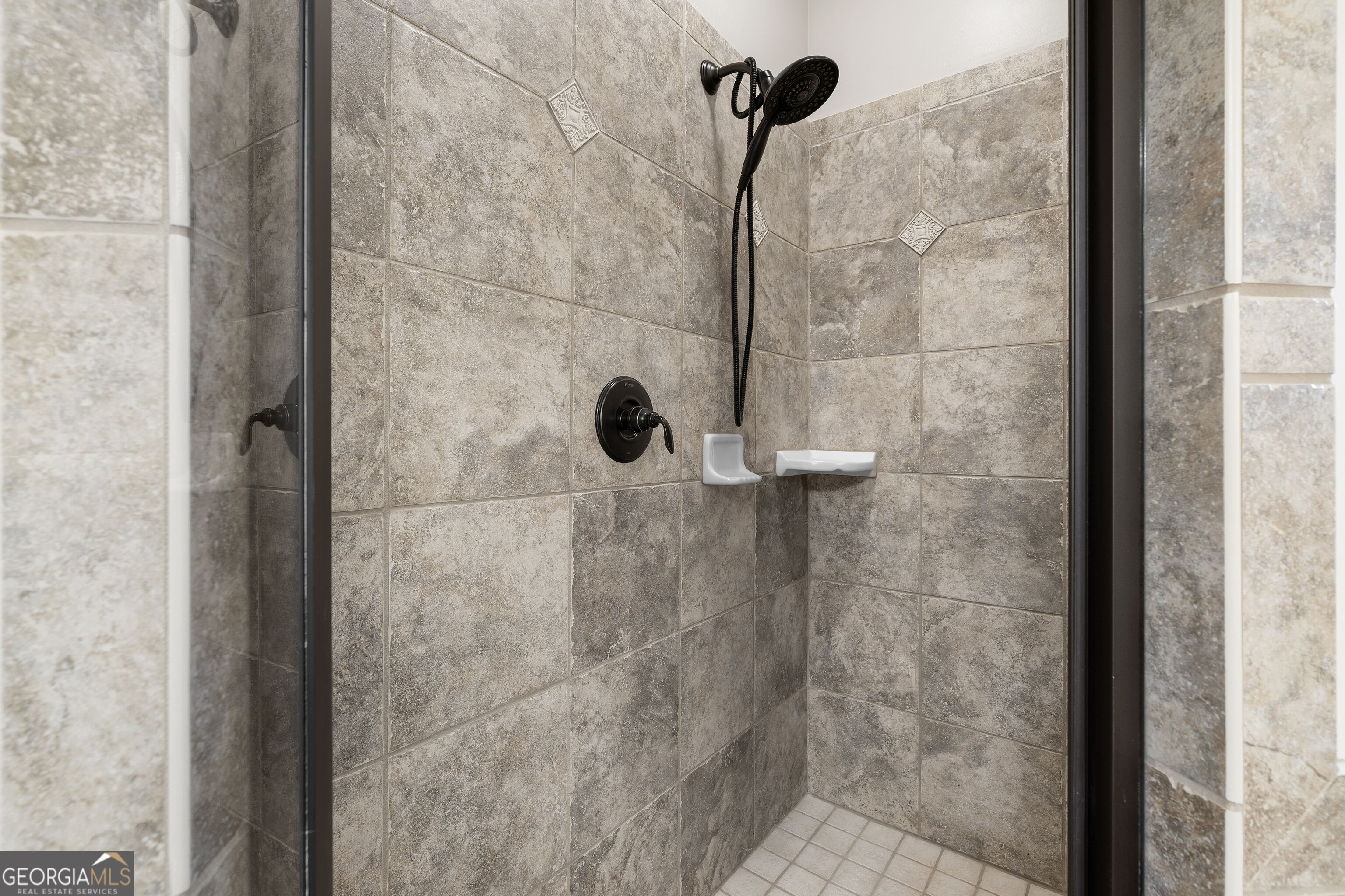 210 Misty Grove Drive Property Photo 28