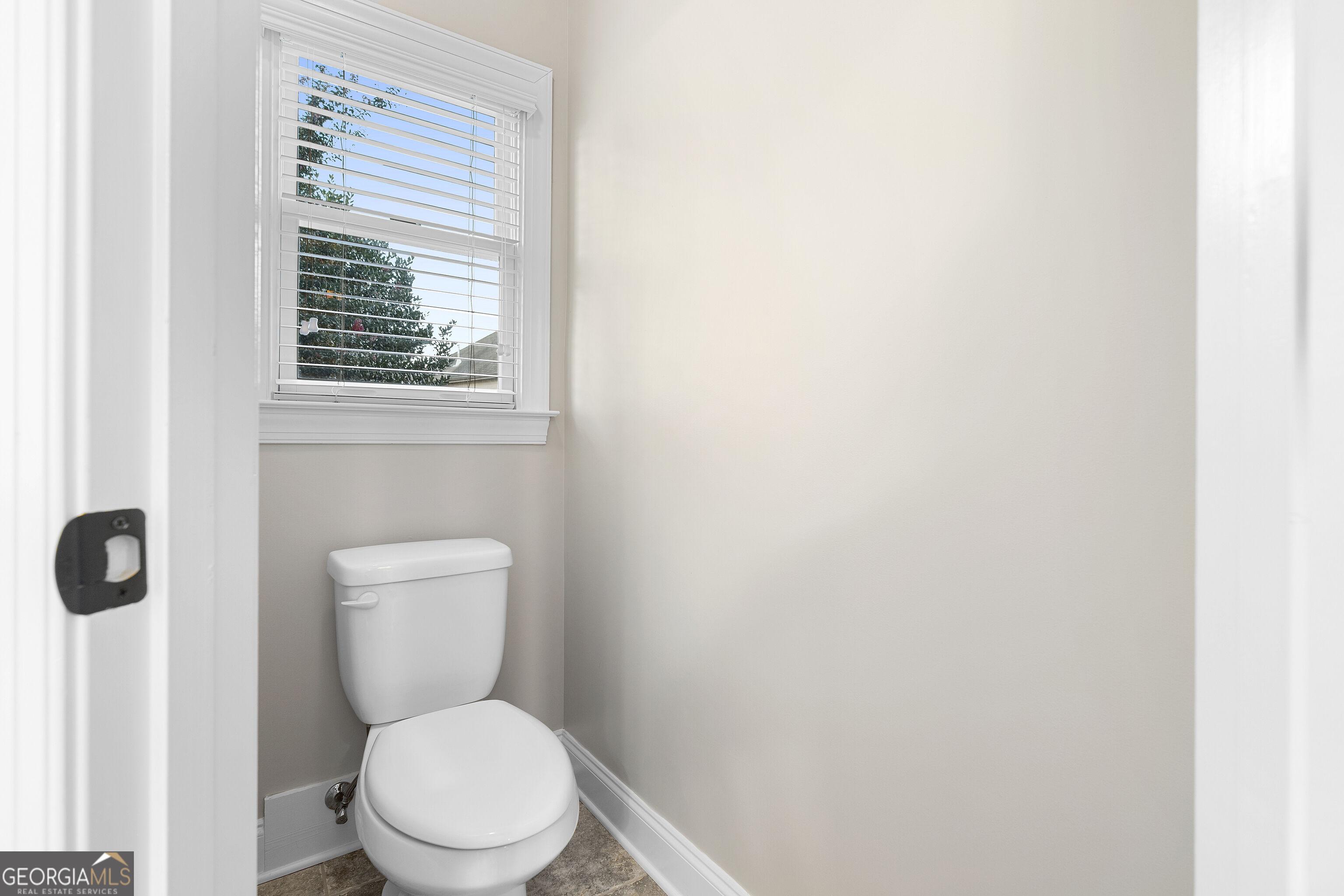 210 Misty Grove Drive Property Photo 32