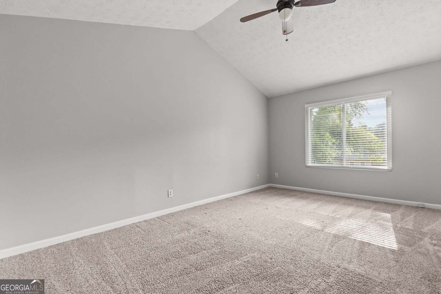 2979 Sentinel Circle Property Photo 14