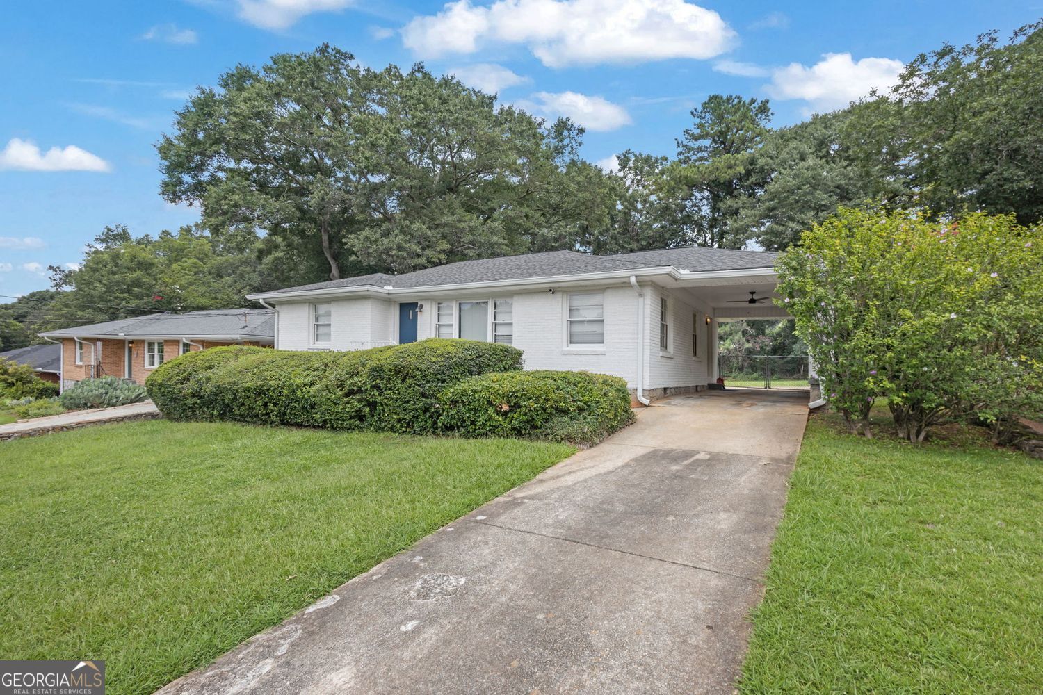 2015 Montrose Drive Property Photo 2