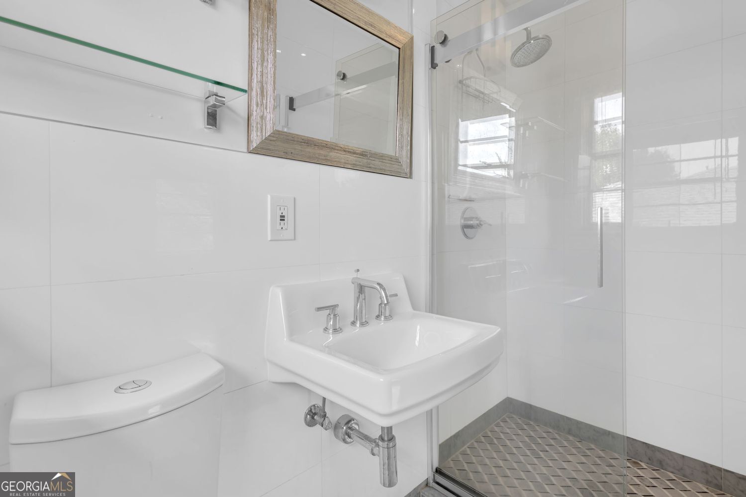 2015 Montrose Drive Property Photo 20
