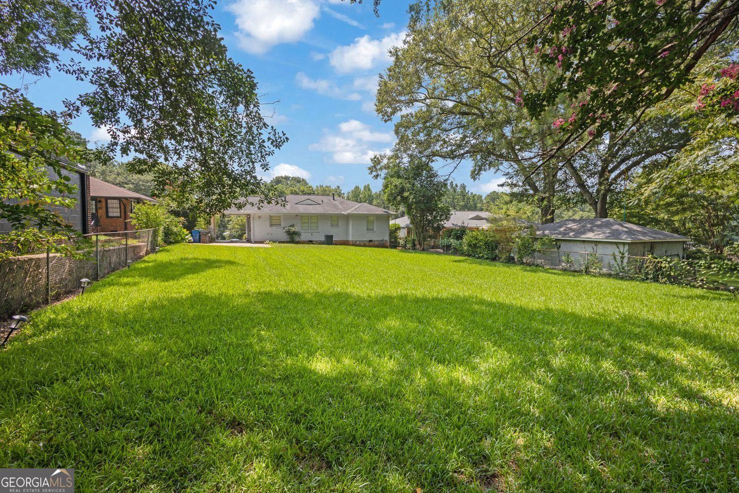2015 Montrose Drive Property Photo 32