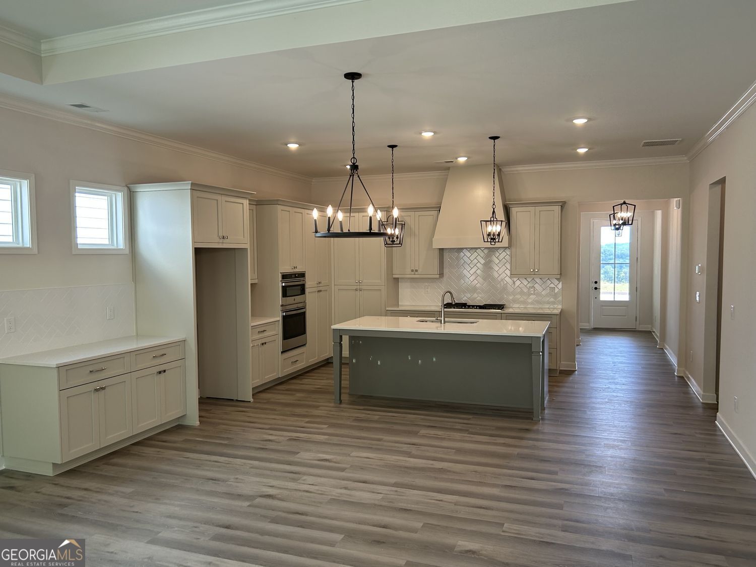 1549 Assembly Circle Property Photo 2