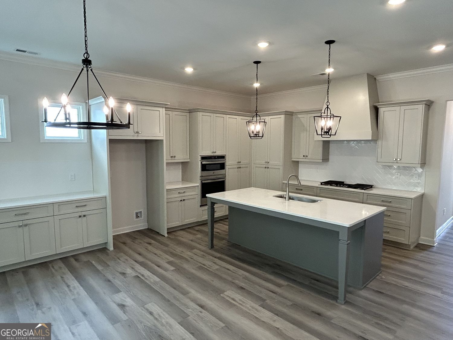 1549 Assembly Circle Property Photo 8