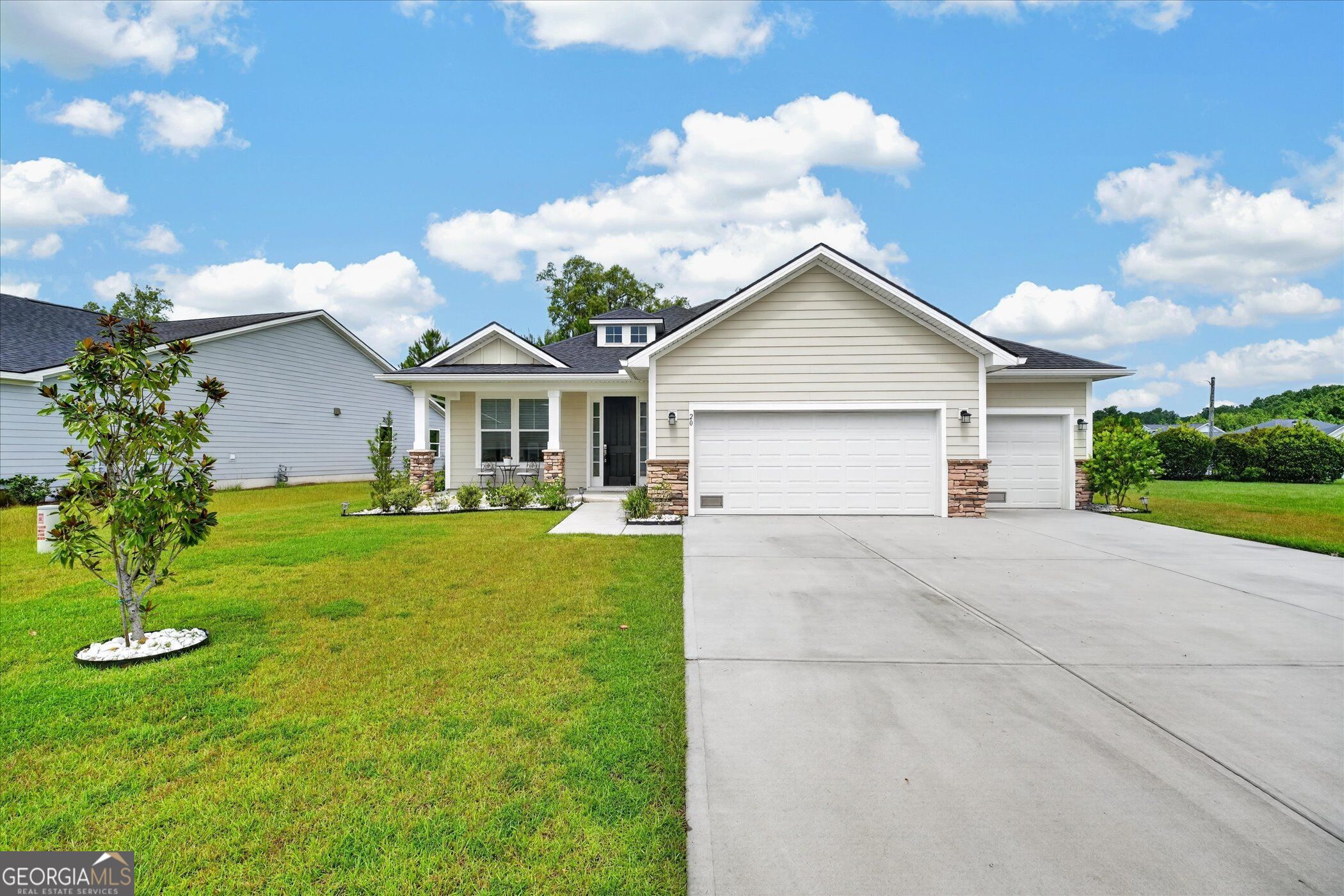 20 Nettleton Lane Property Photo 3