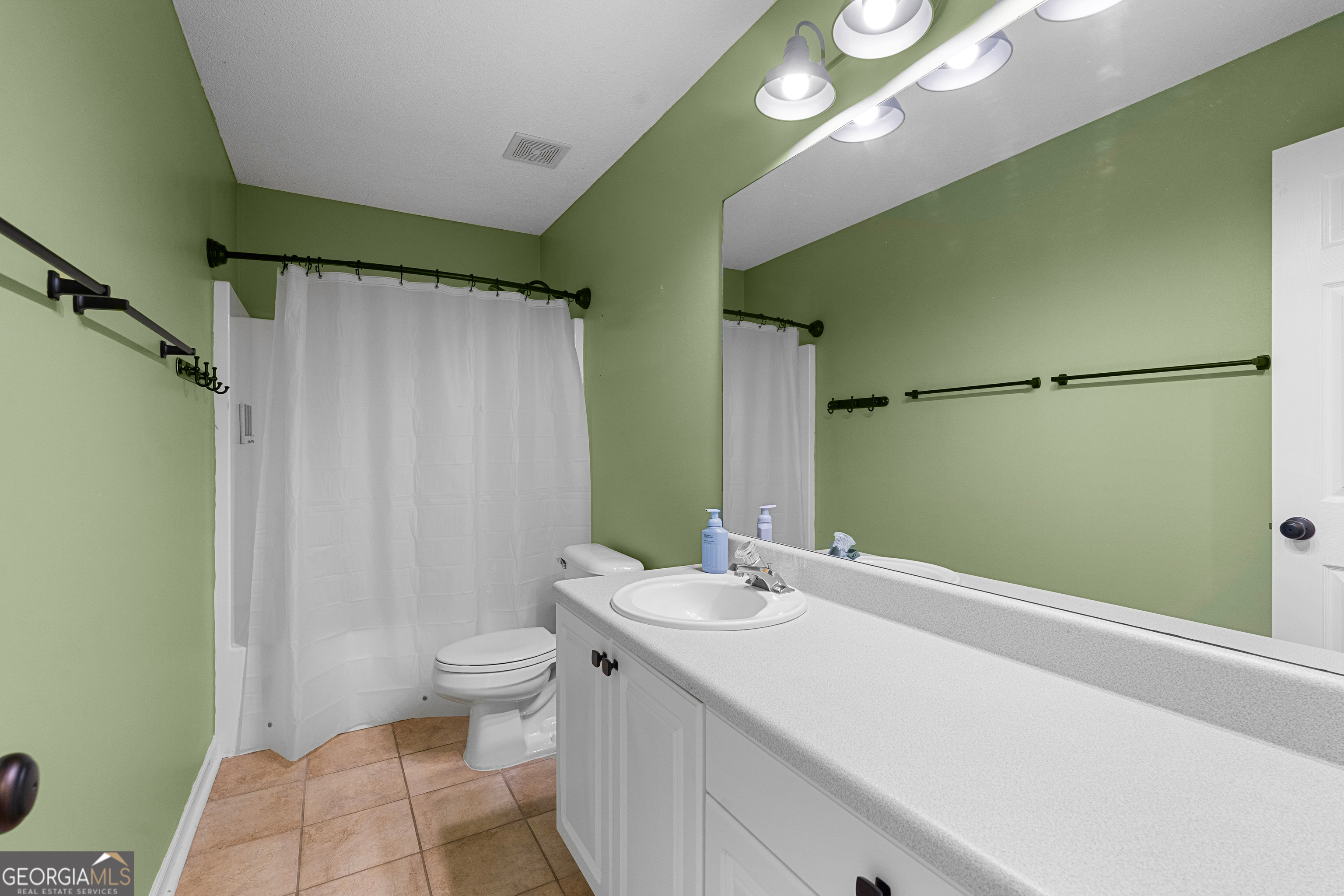 270 Hendrix Road Property Photo 20